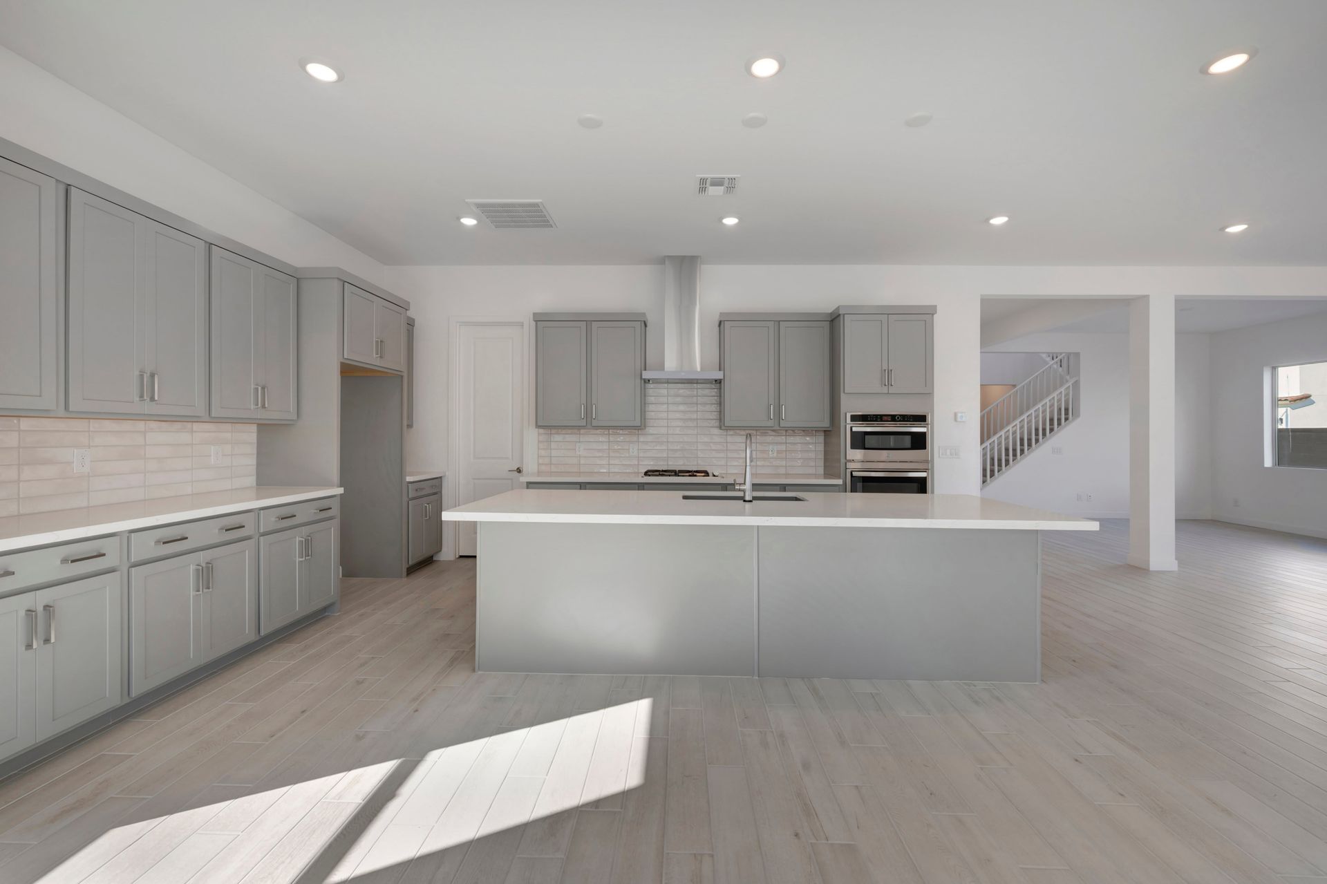 2405 E Leccino Dr