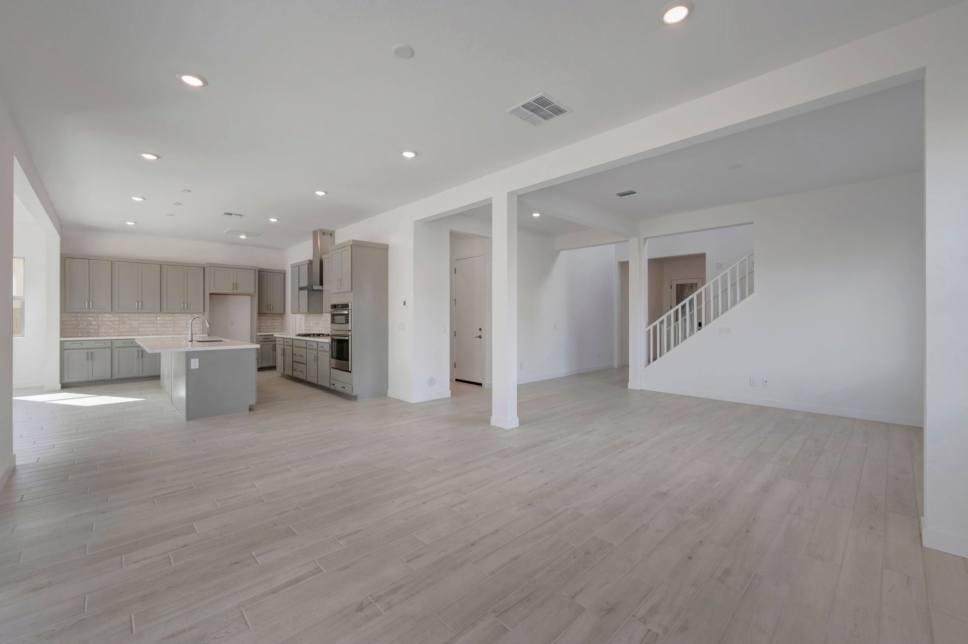 2405 E Leccino Dr