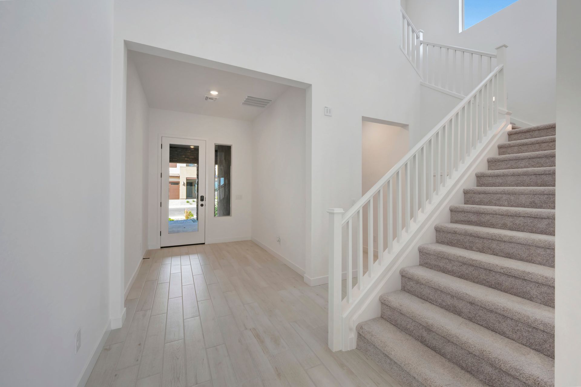 2405 E Leccino Dr