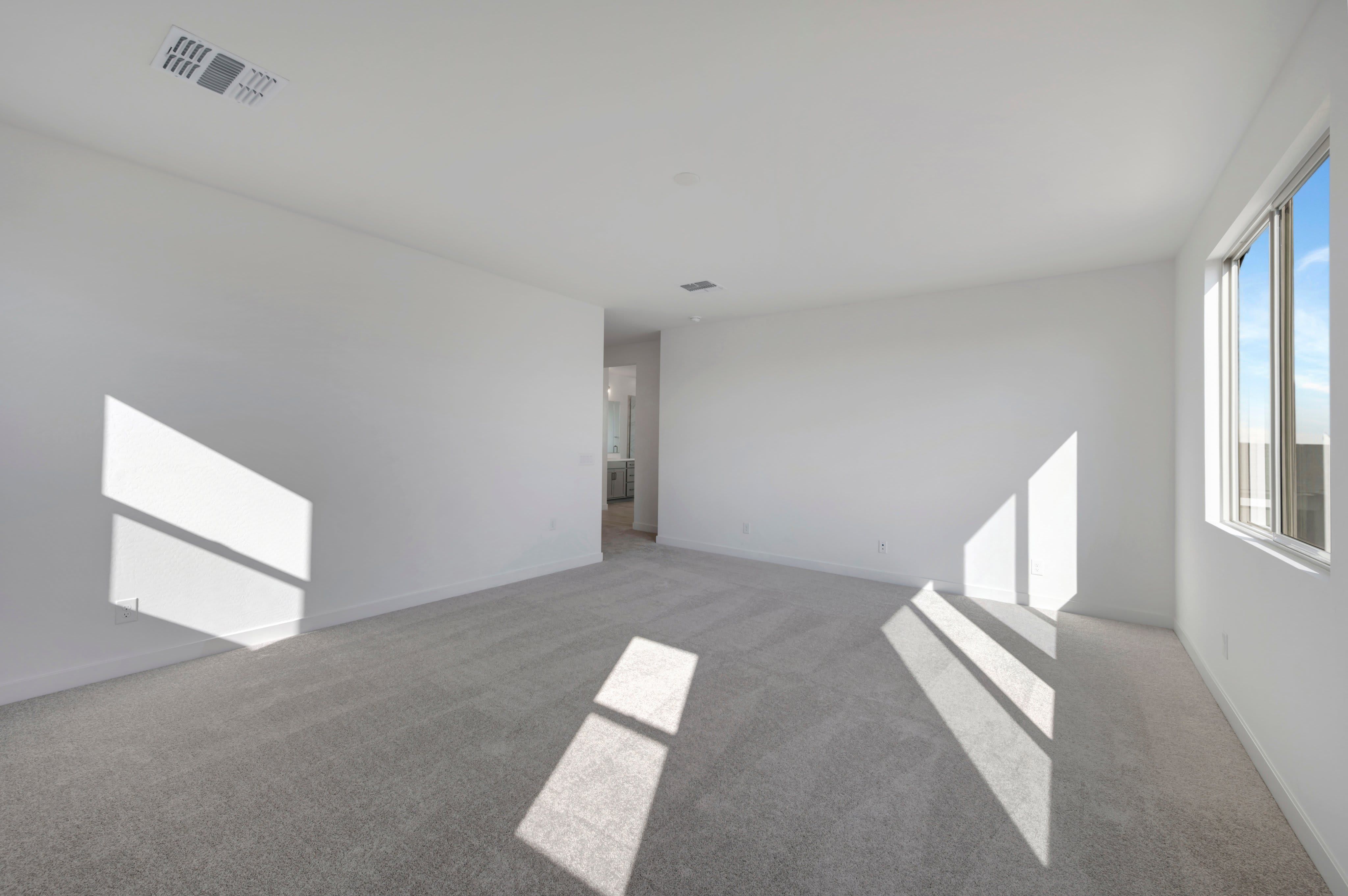 2405 E LECCINO DR