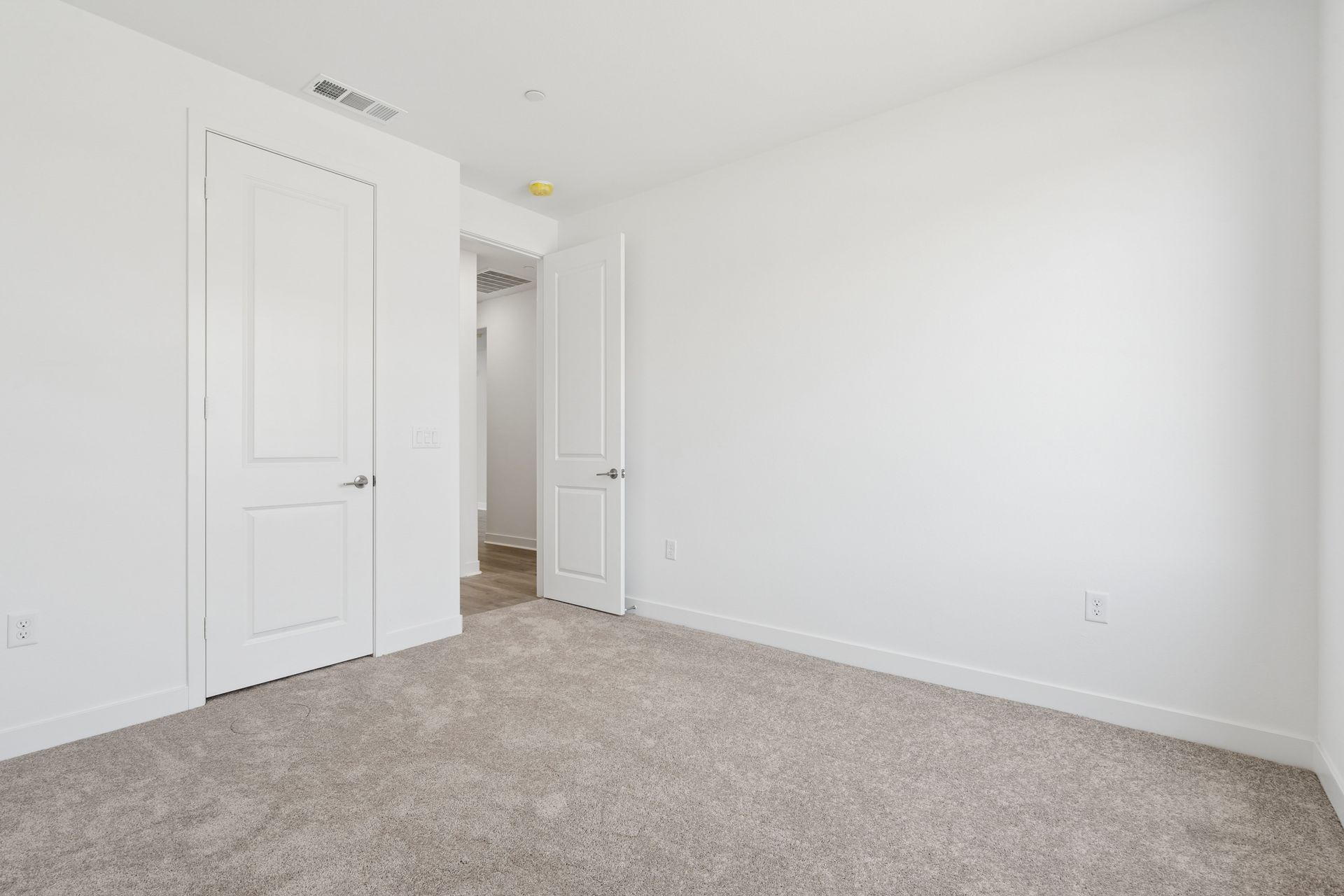 1700 Sandpiper Avenue
