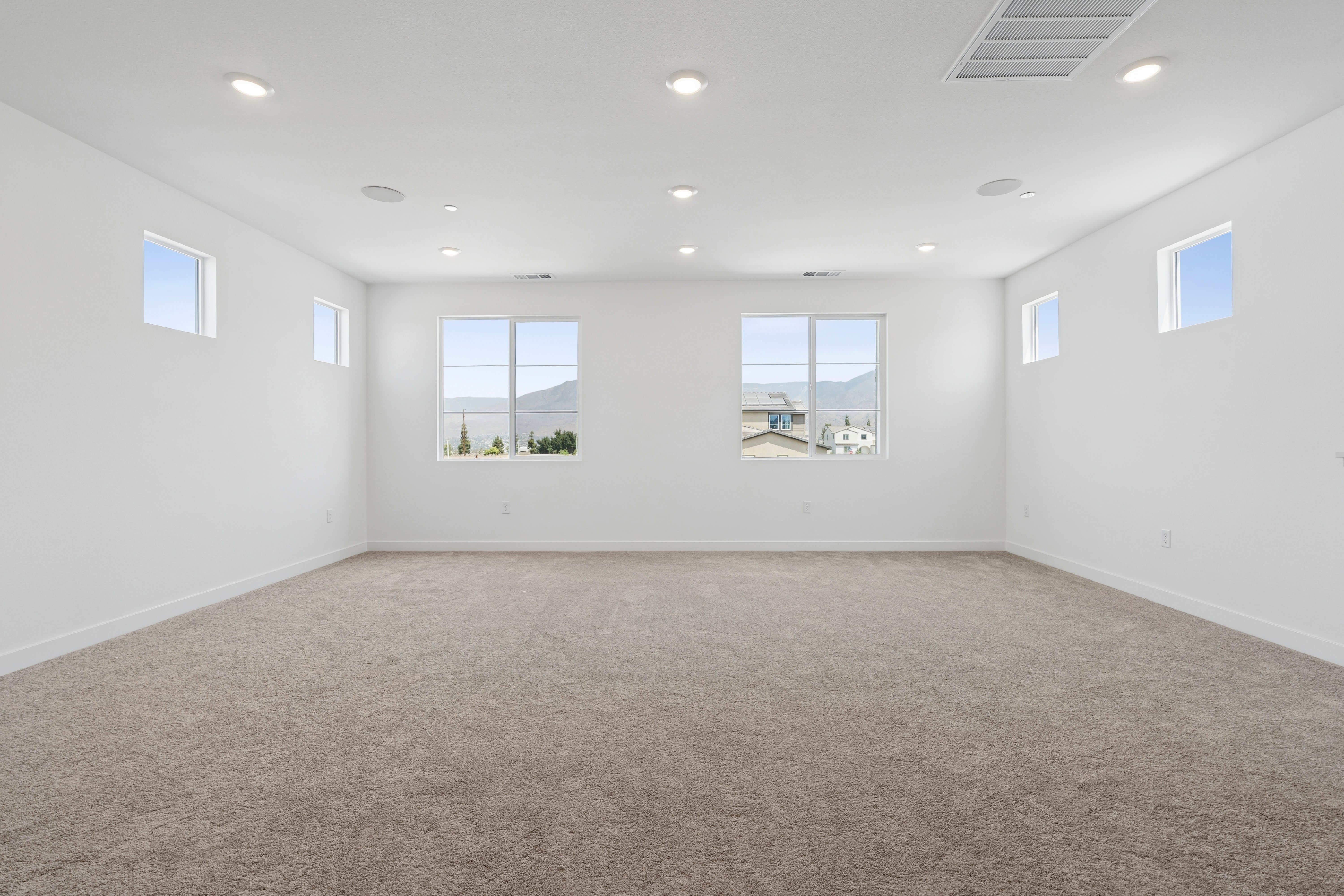1700 Sandpiper Avenue