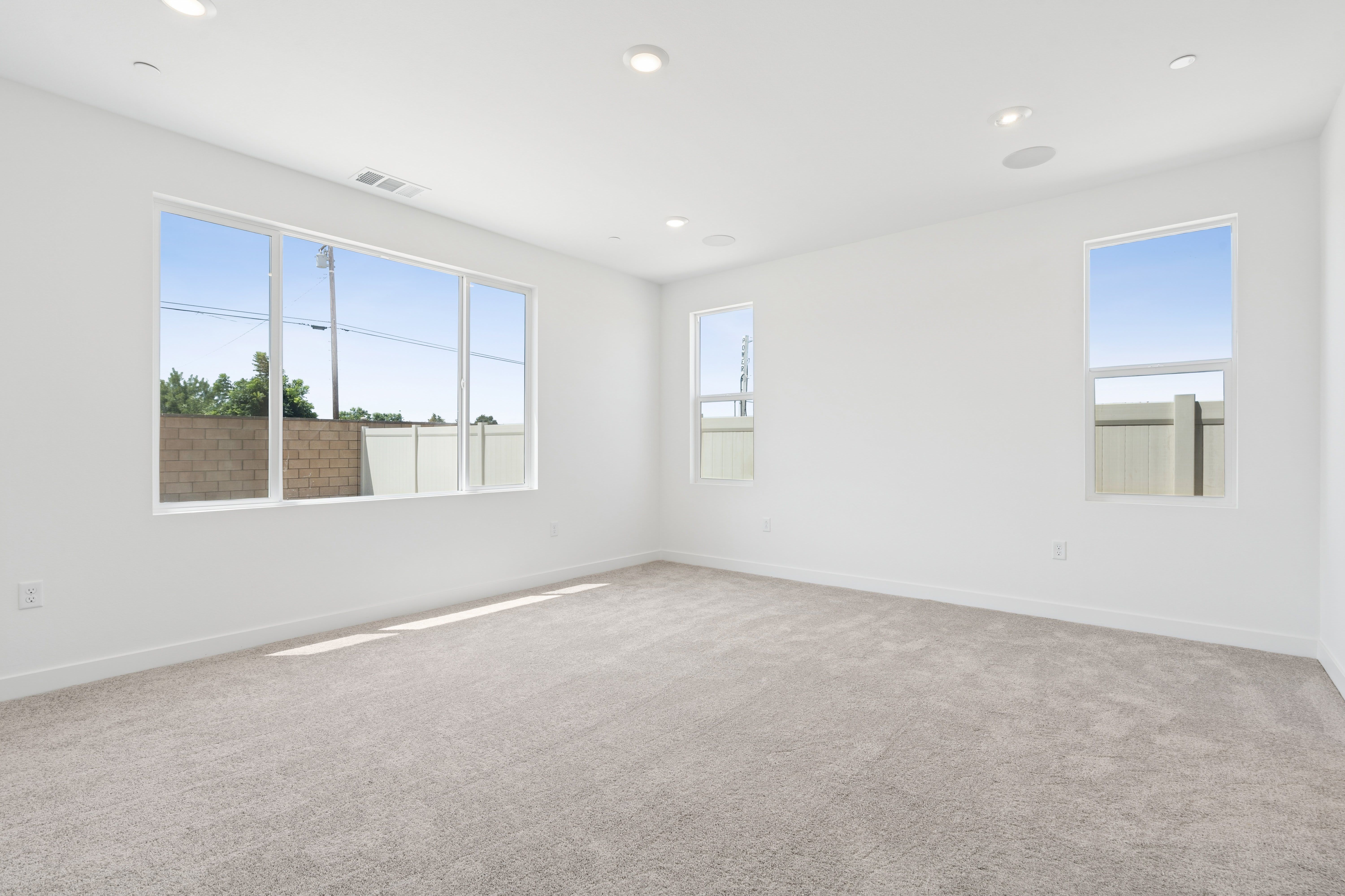 1700 Sandpiper Avenue