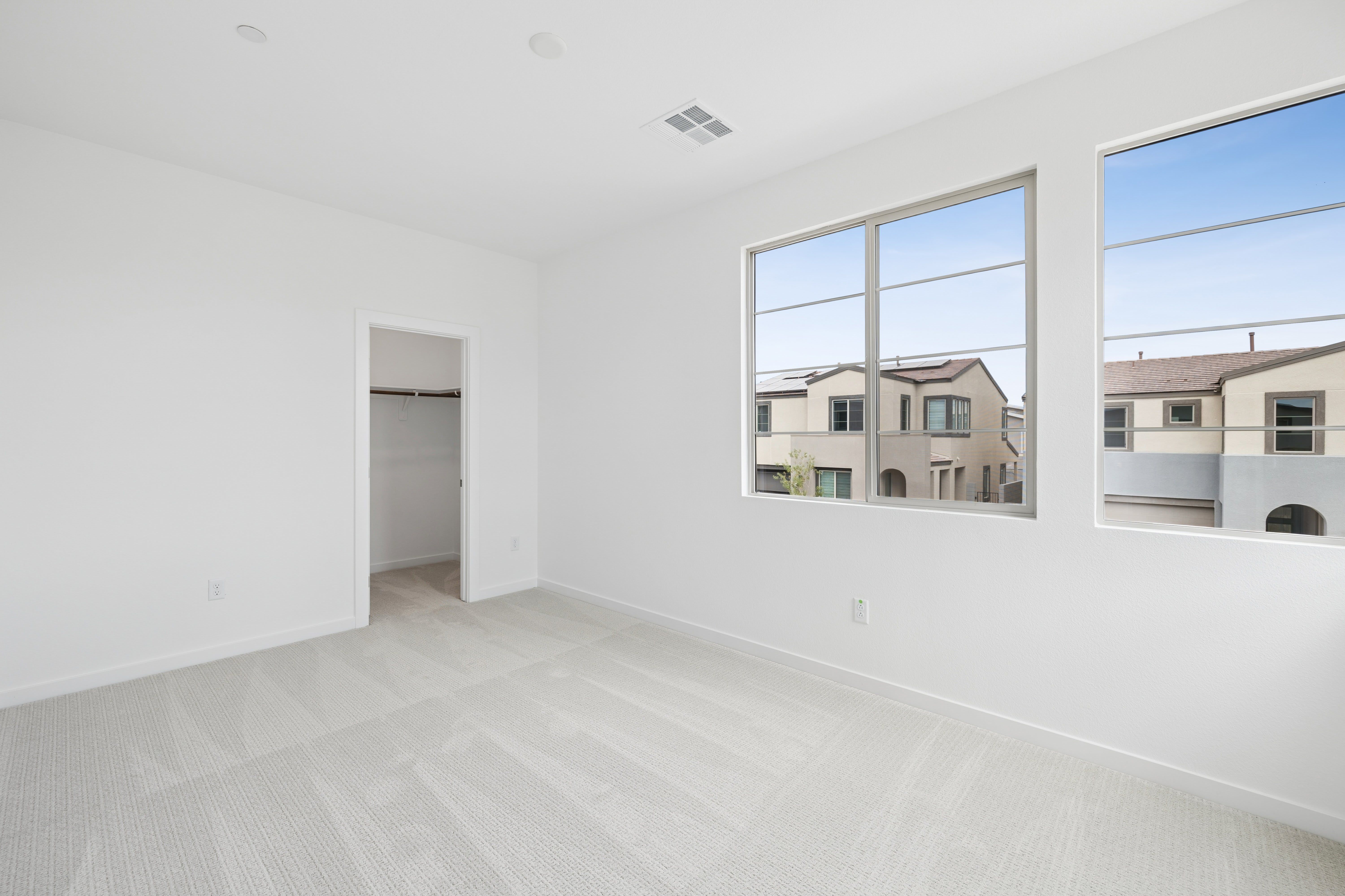 10457 Mountain Aster Avenue