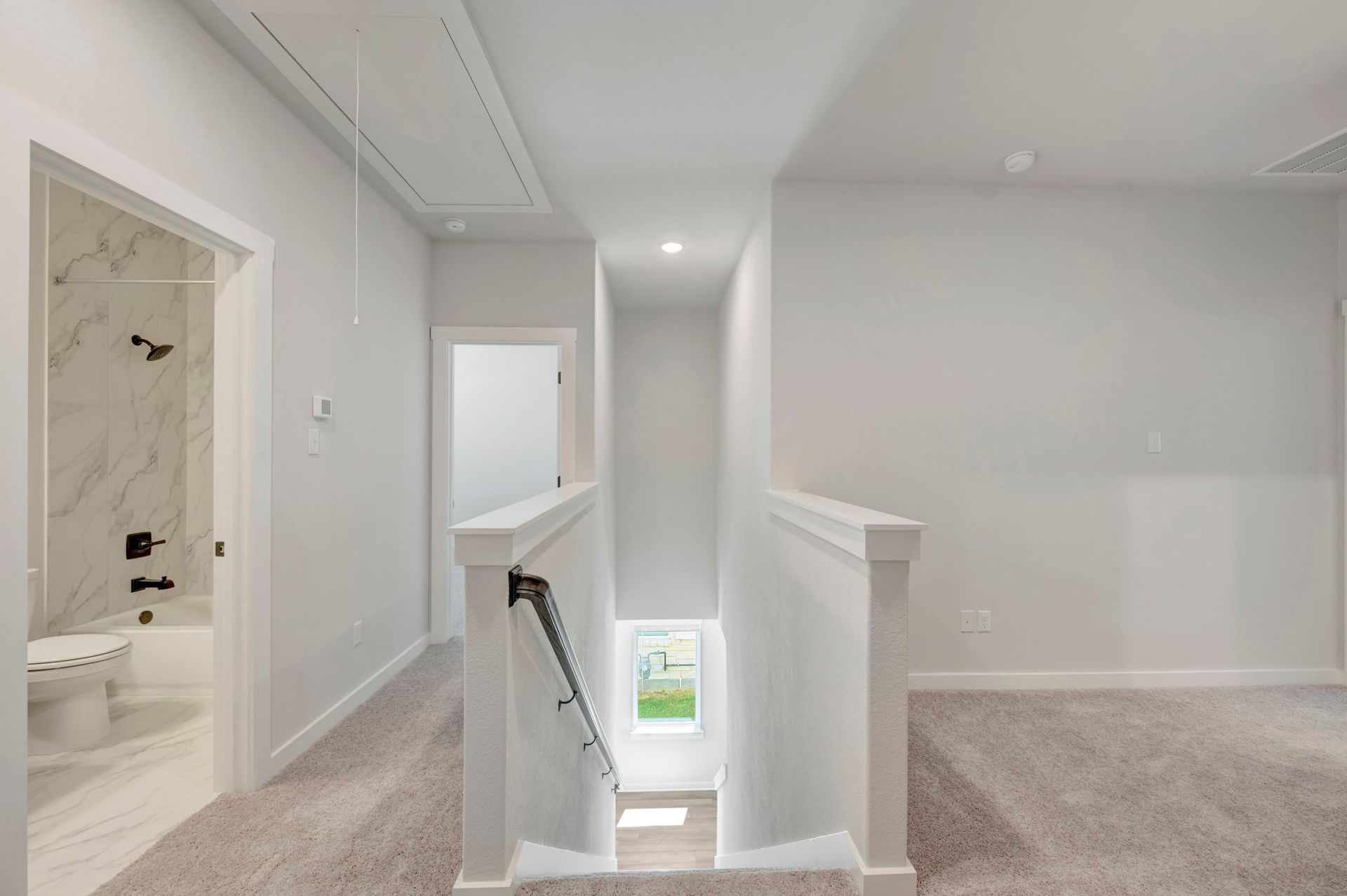 302 Marie Way