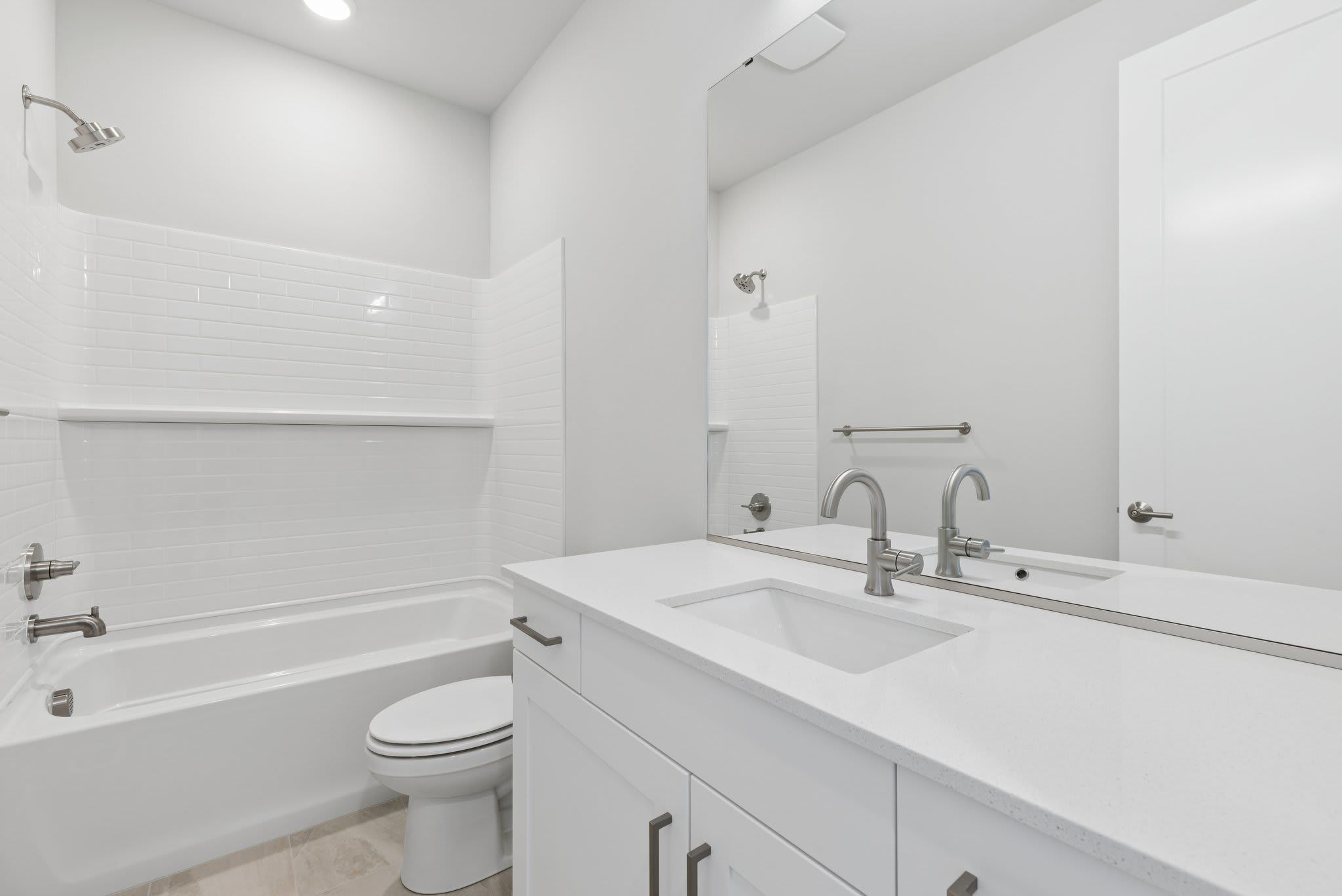 12207 137th PL NE Bldg 26-103