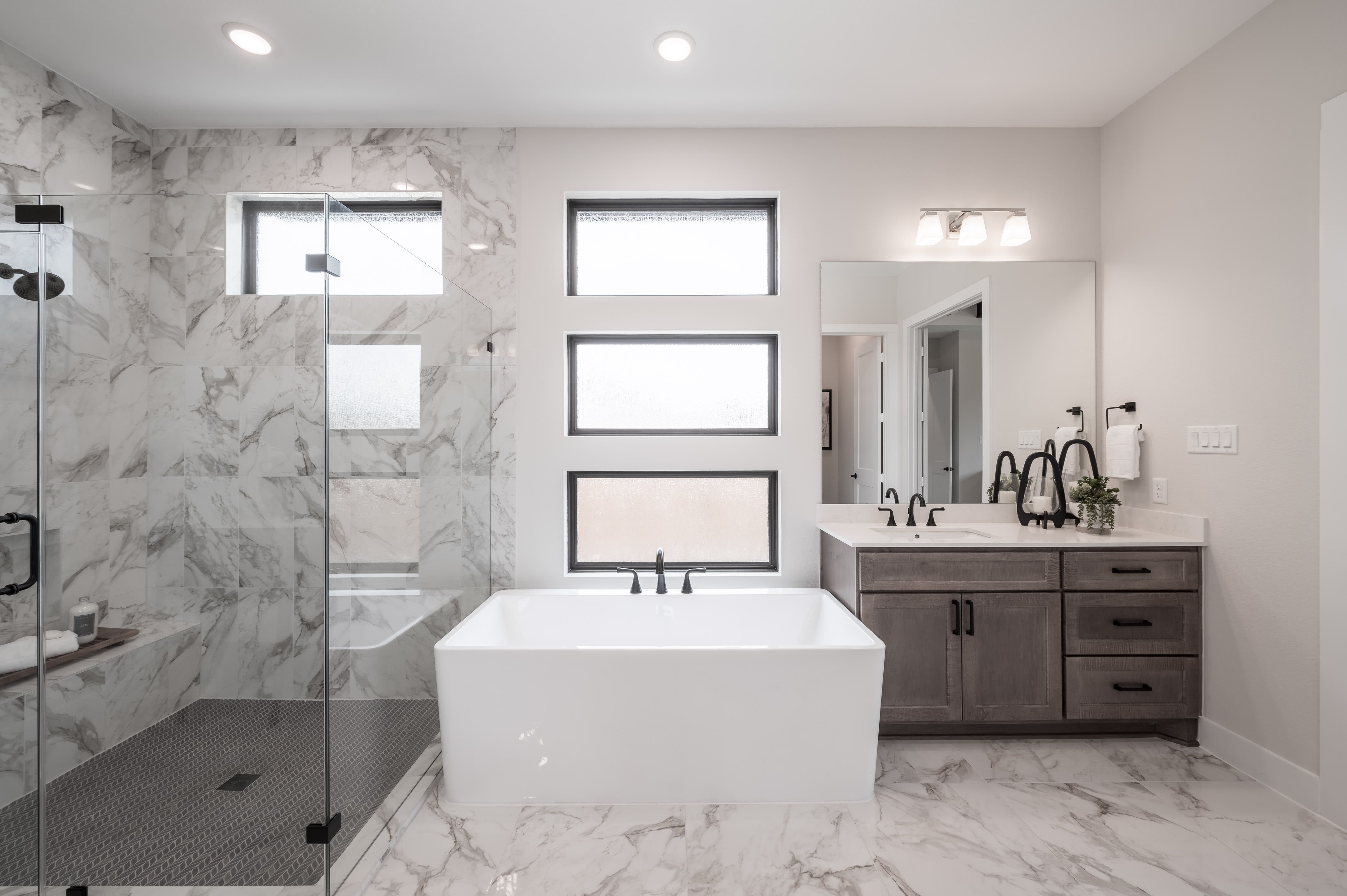 casa en Pine Ridge at Sugarloaf Mountain - Overlook Collection por Tri Pointe Homes