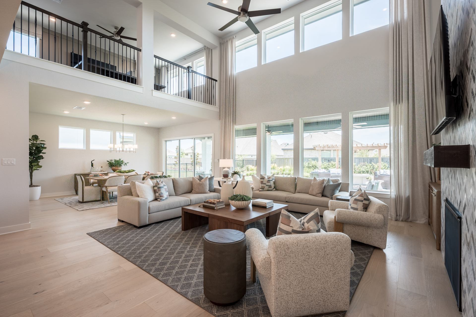 3618 Pinecrest Drive