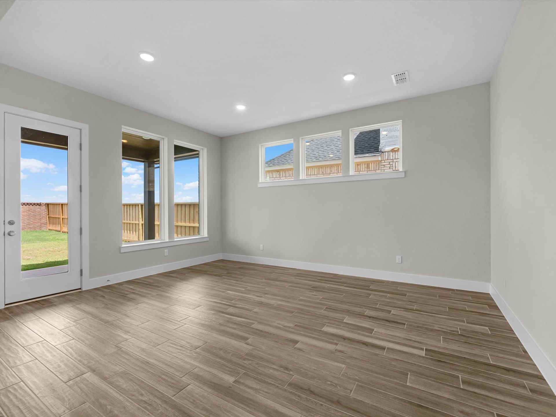 19618 Jessica View Circle