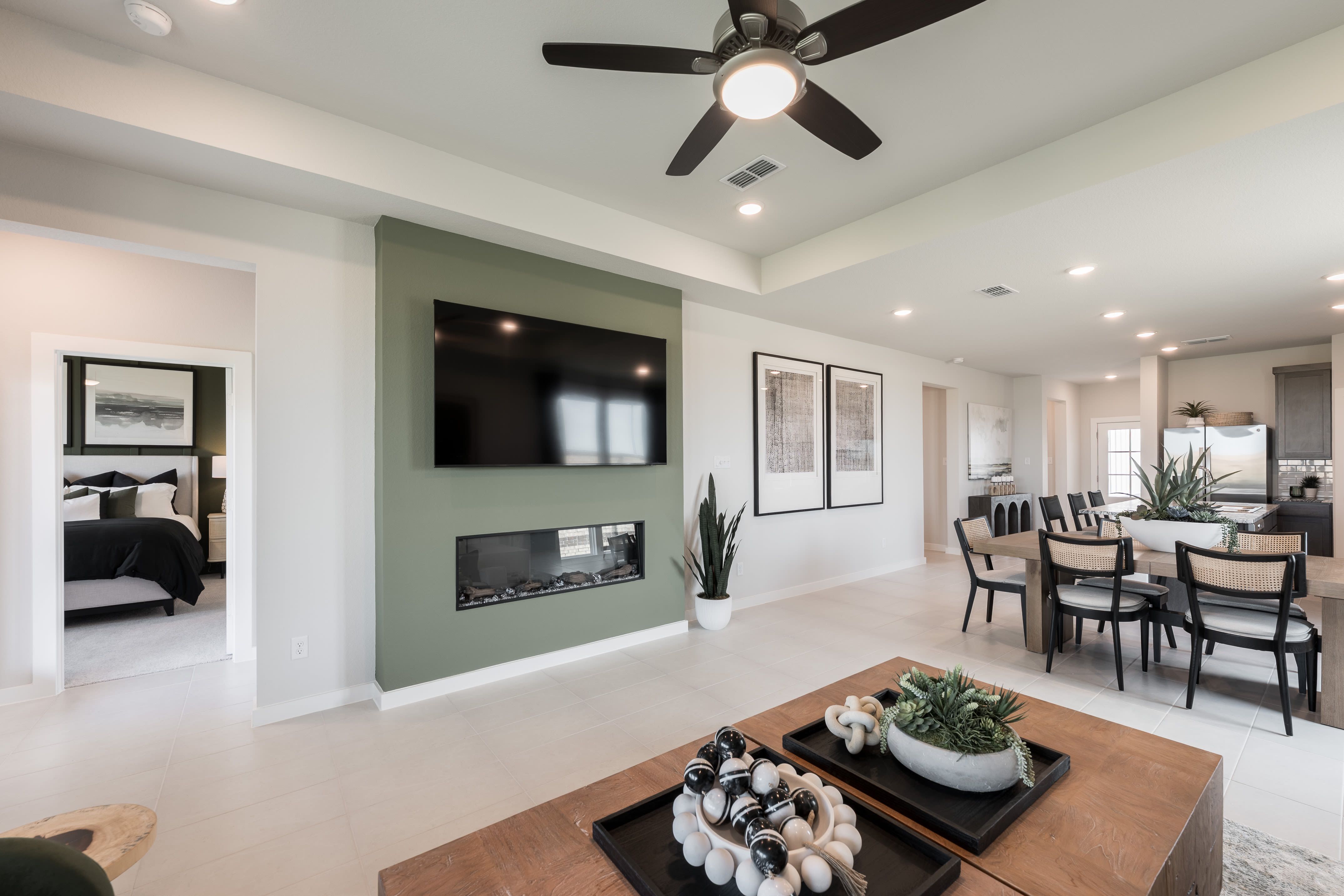 21815 Yellow Sunset Lane