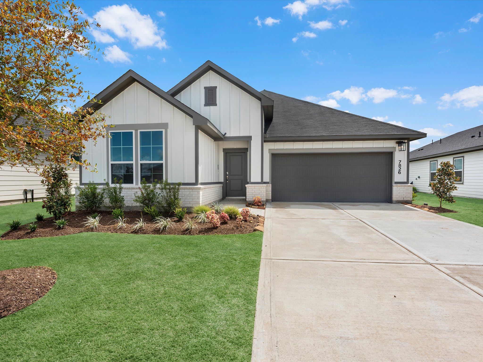 7826 Shimmering Star Lane