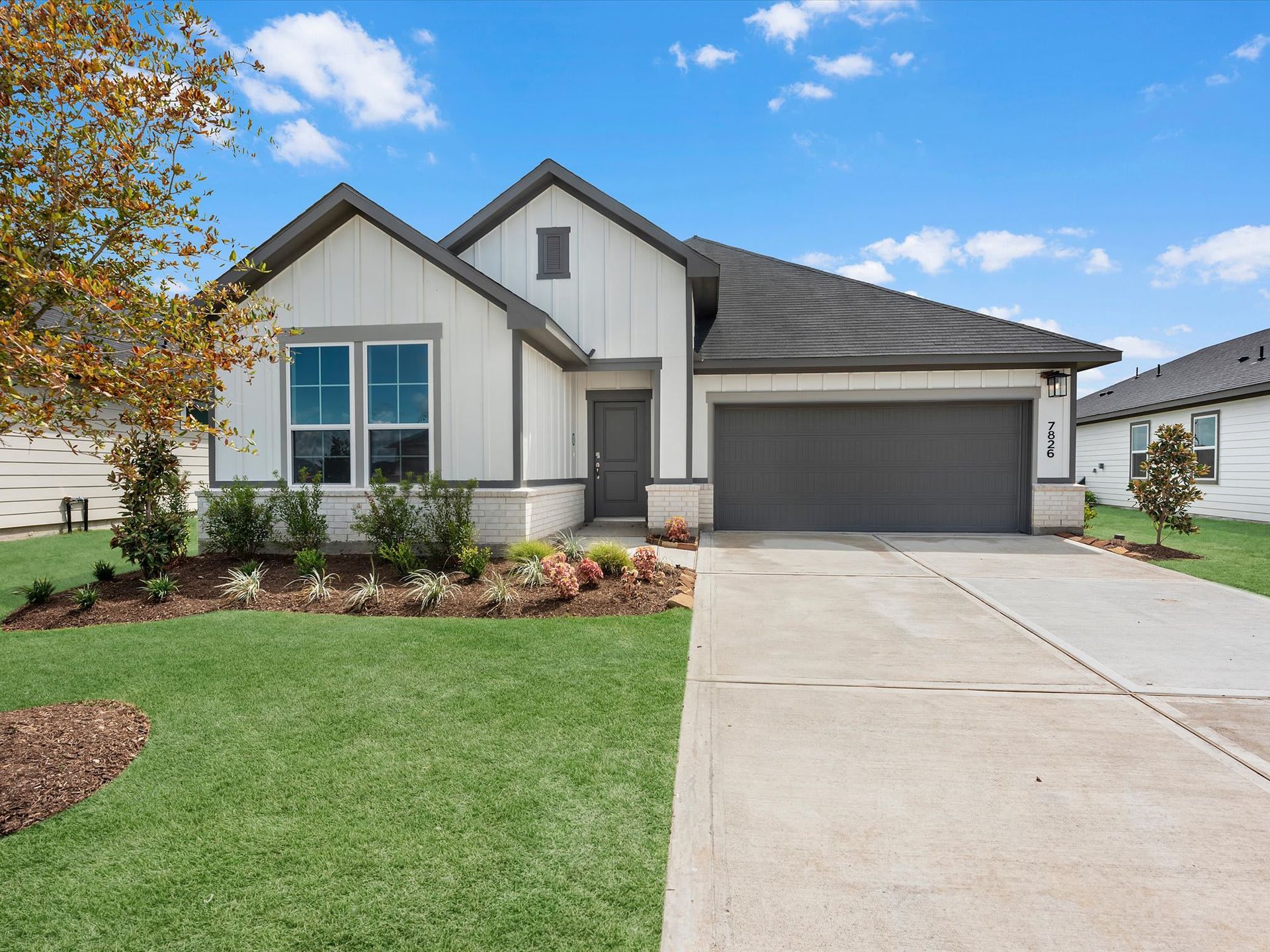 7826 Shimmering Star Lane