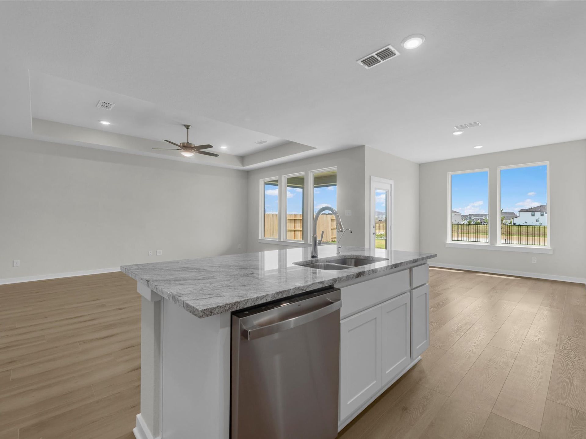 7826 Shimmering Star Lane