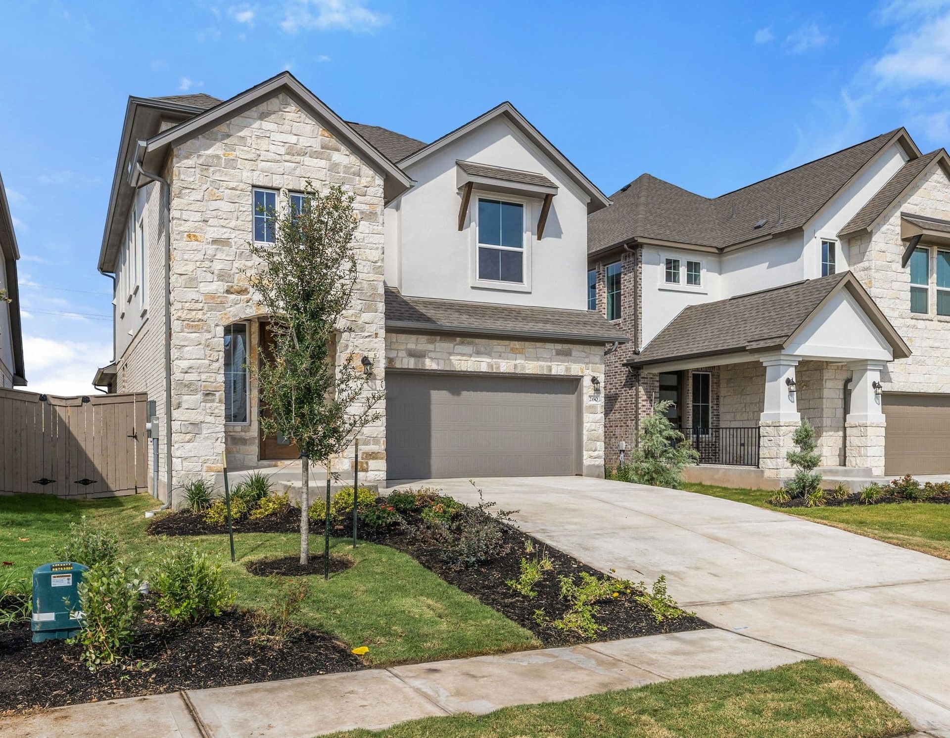 260 Bloomington Loop