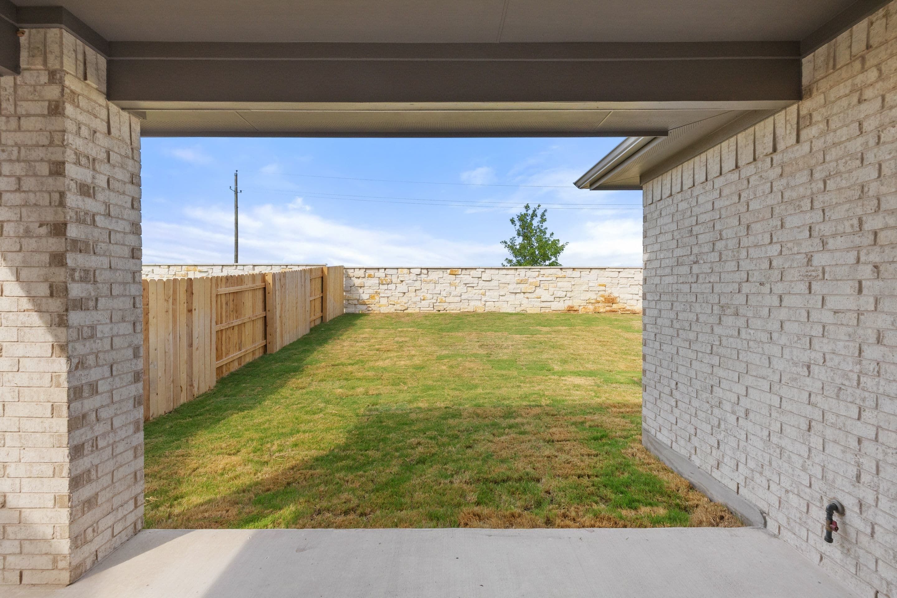 260 Bloomington Loop