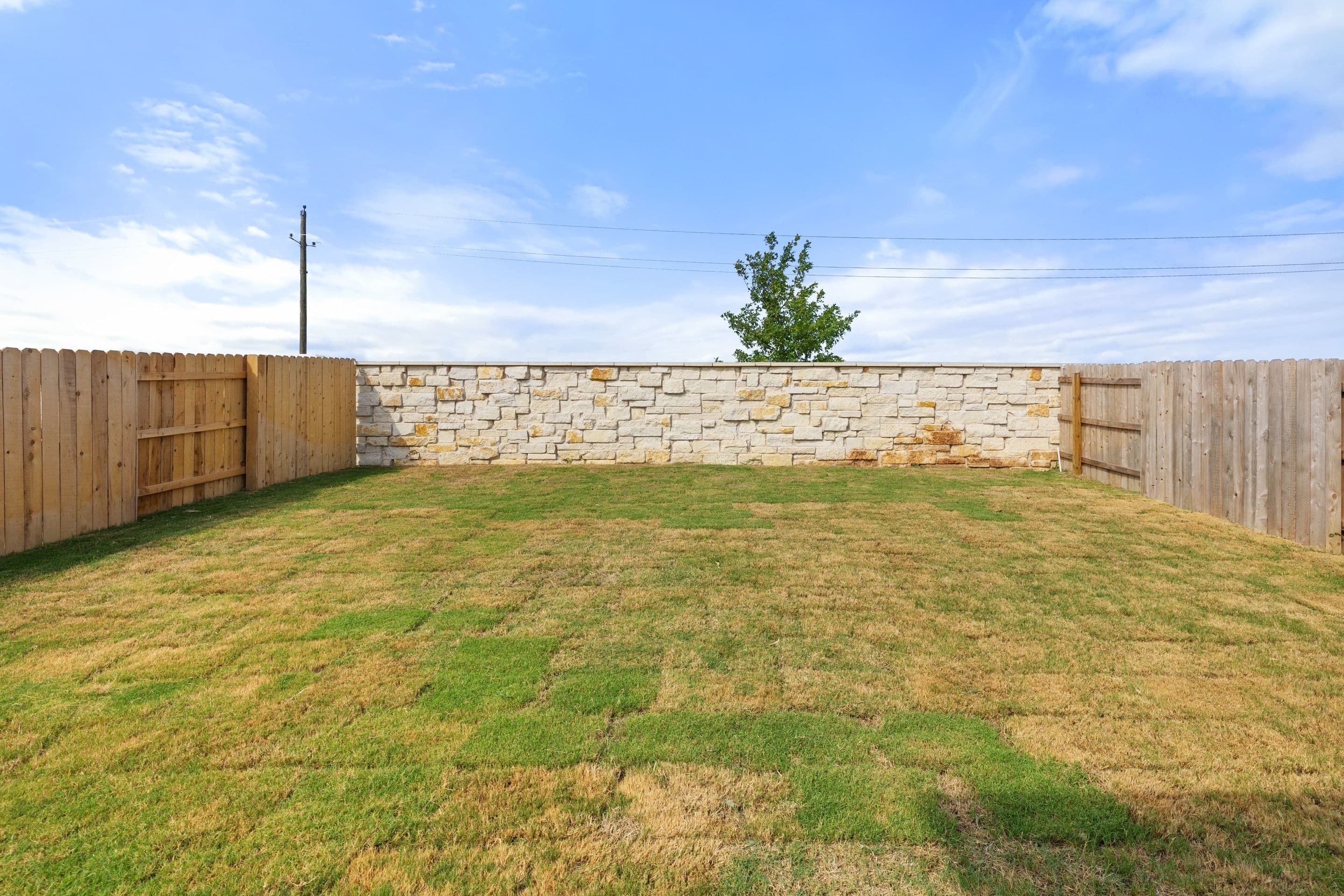 260 Bloomington Loop