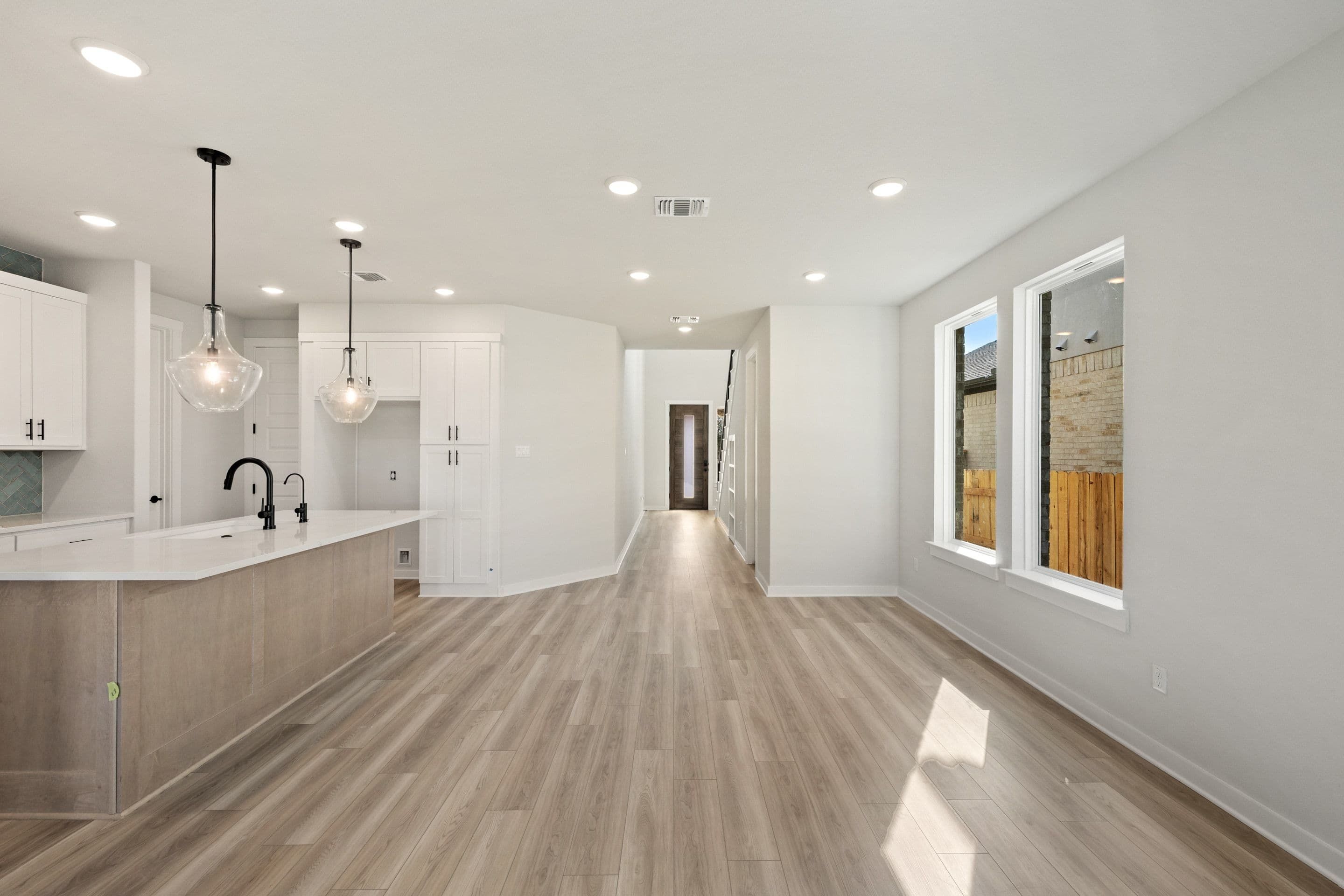 260 Bloomington Loop