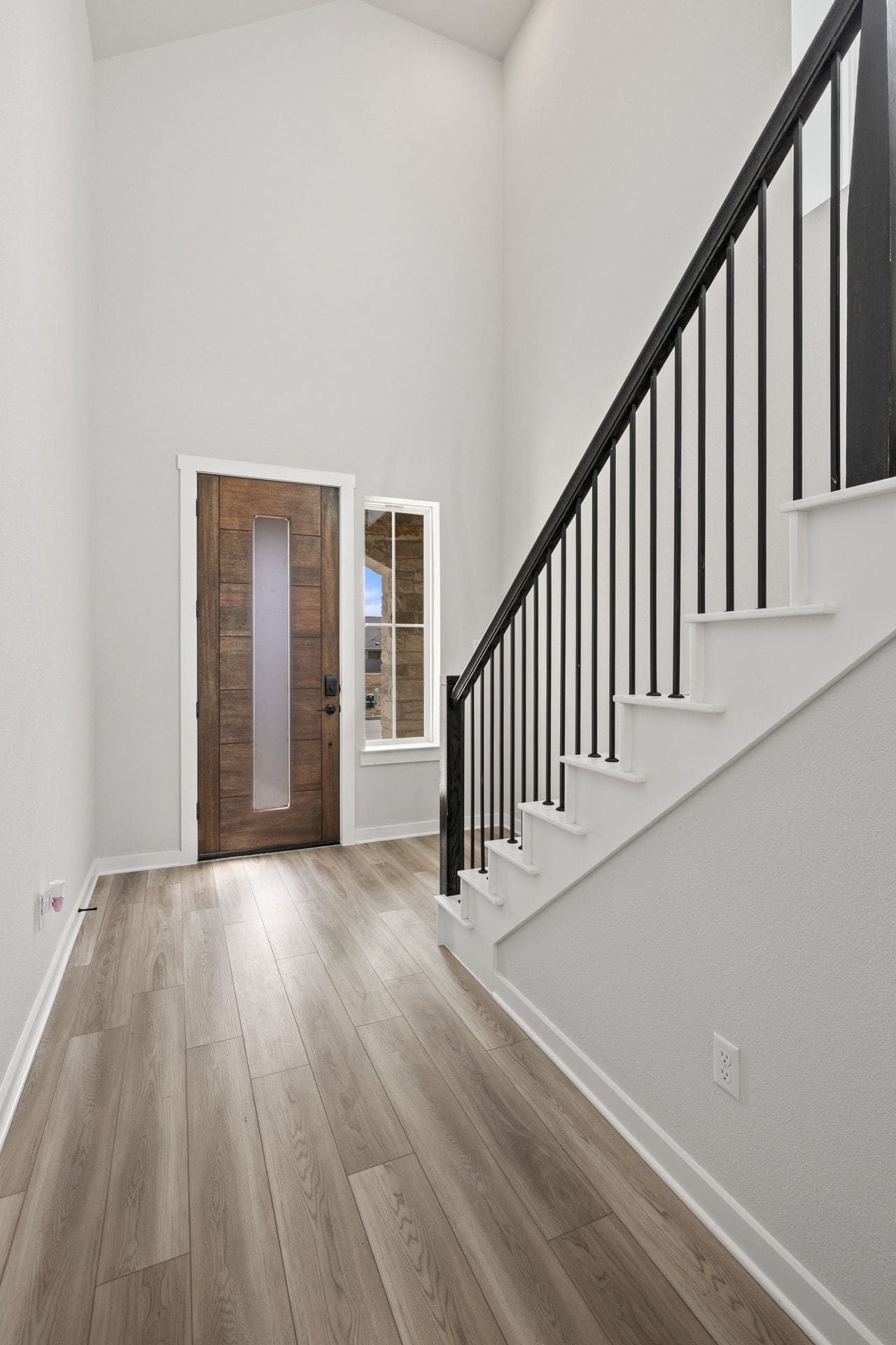 260 Bloomington Loop