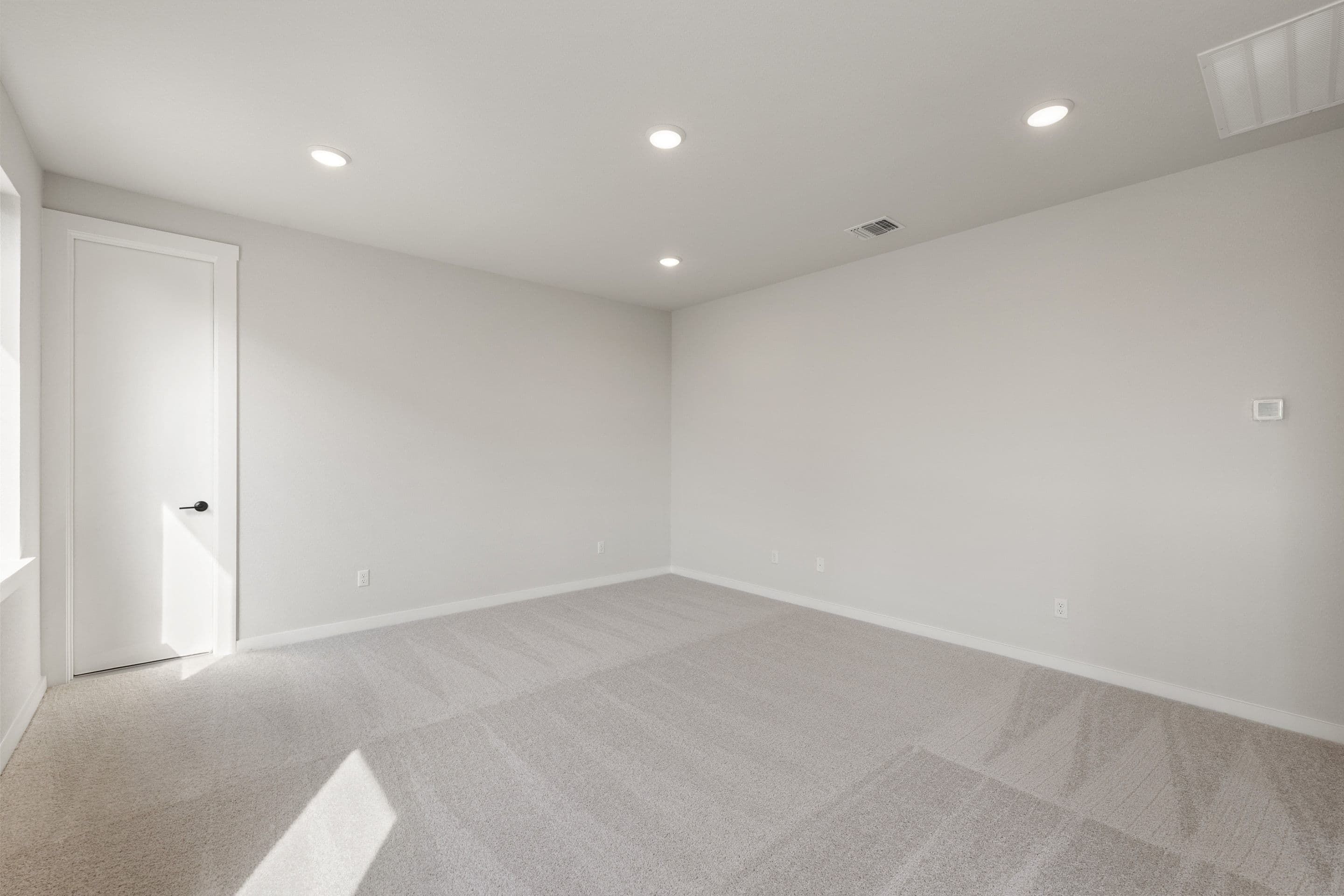 260 Bloomington Loop