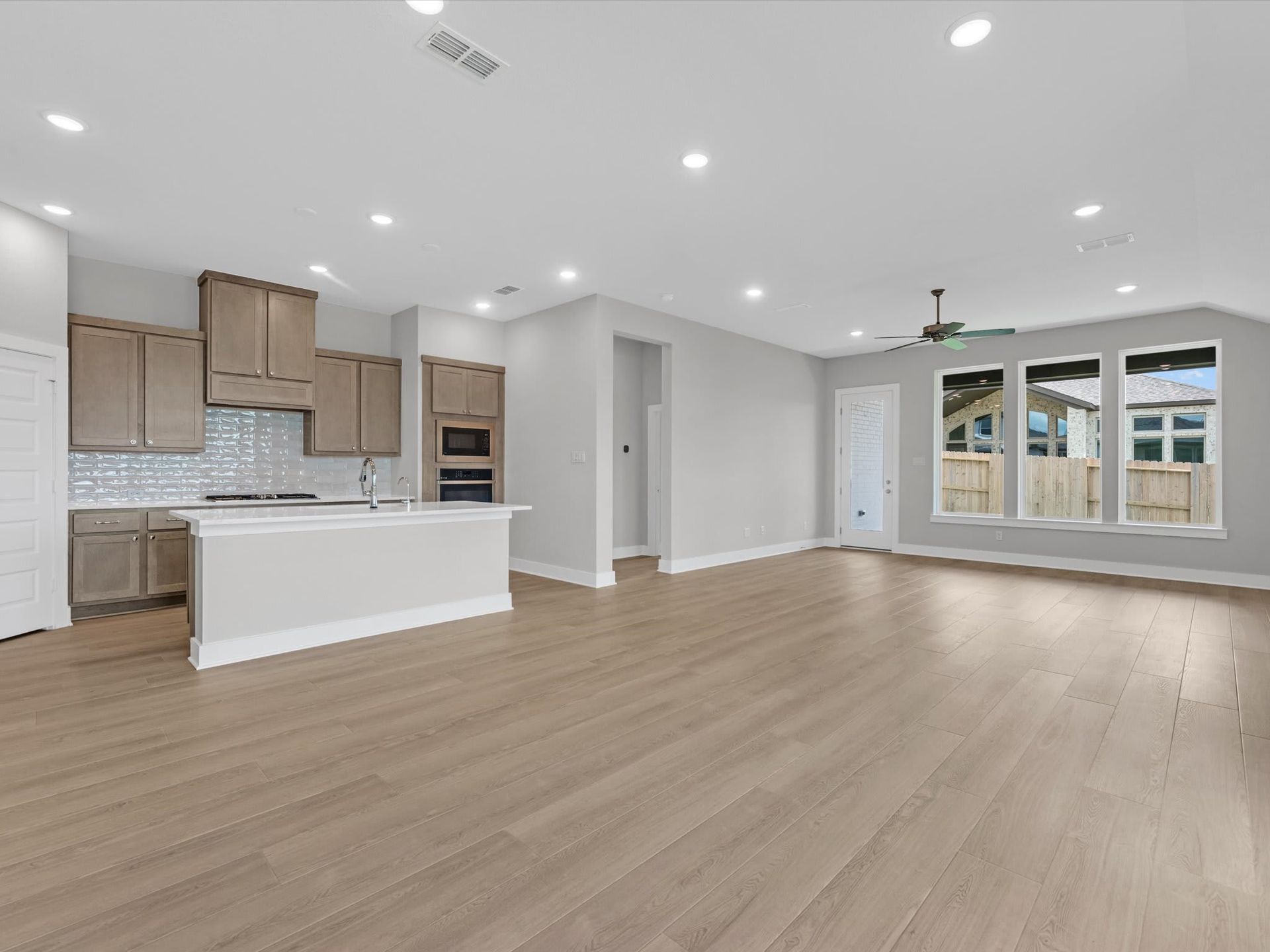 16502 Harmony Lea Lane