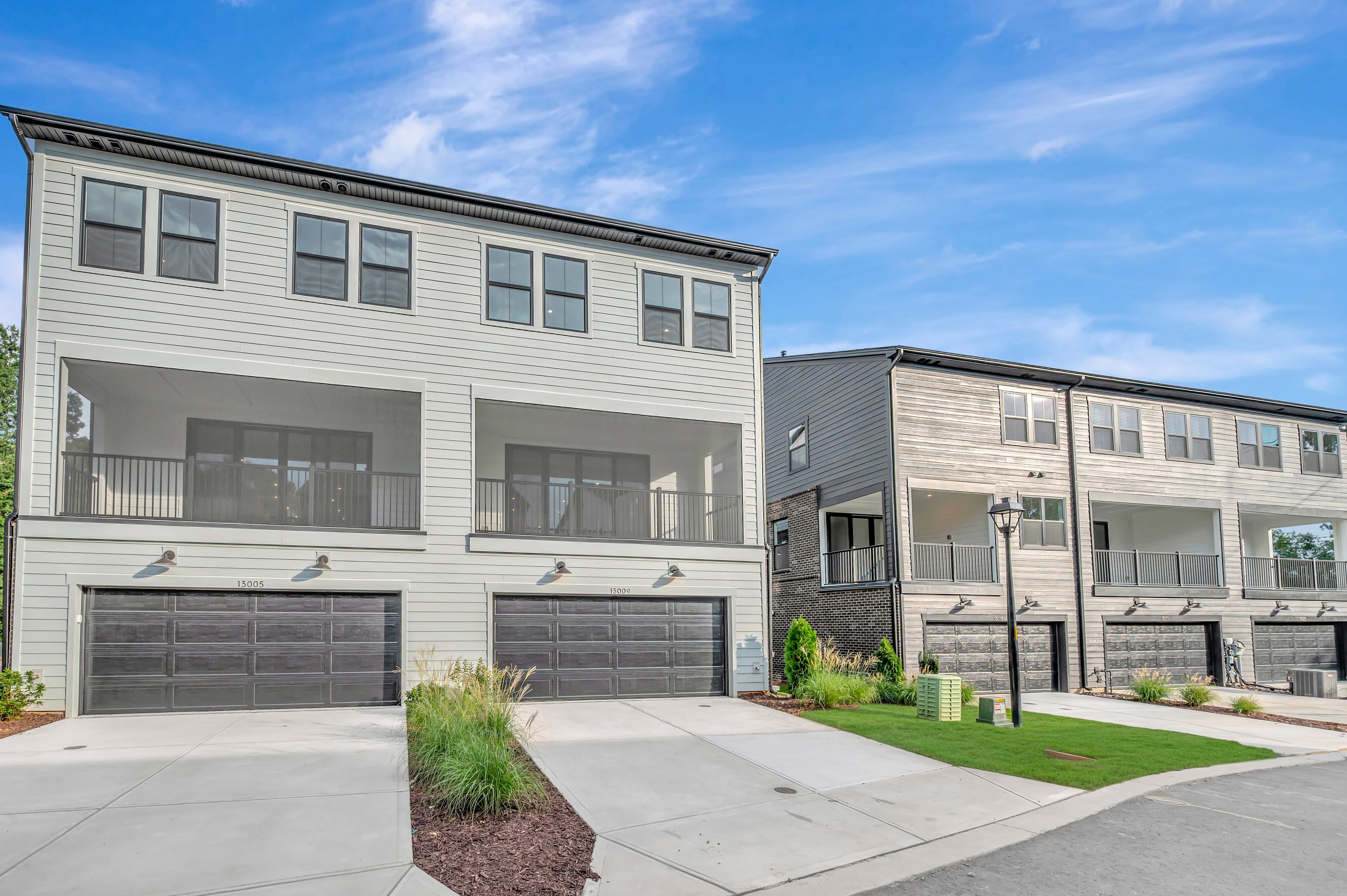 13009 Lucy Park Lane