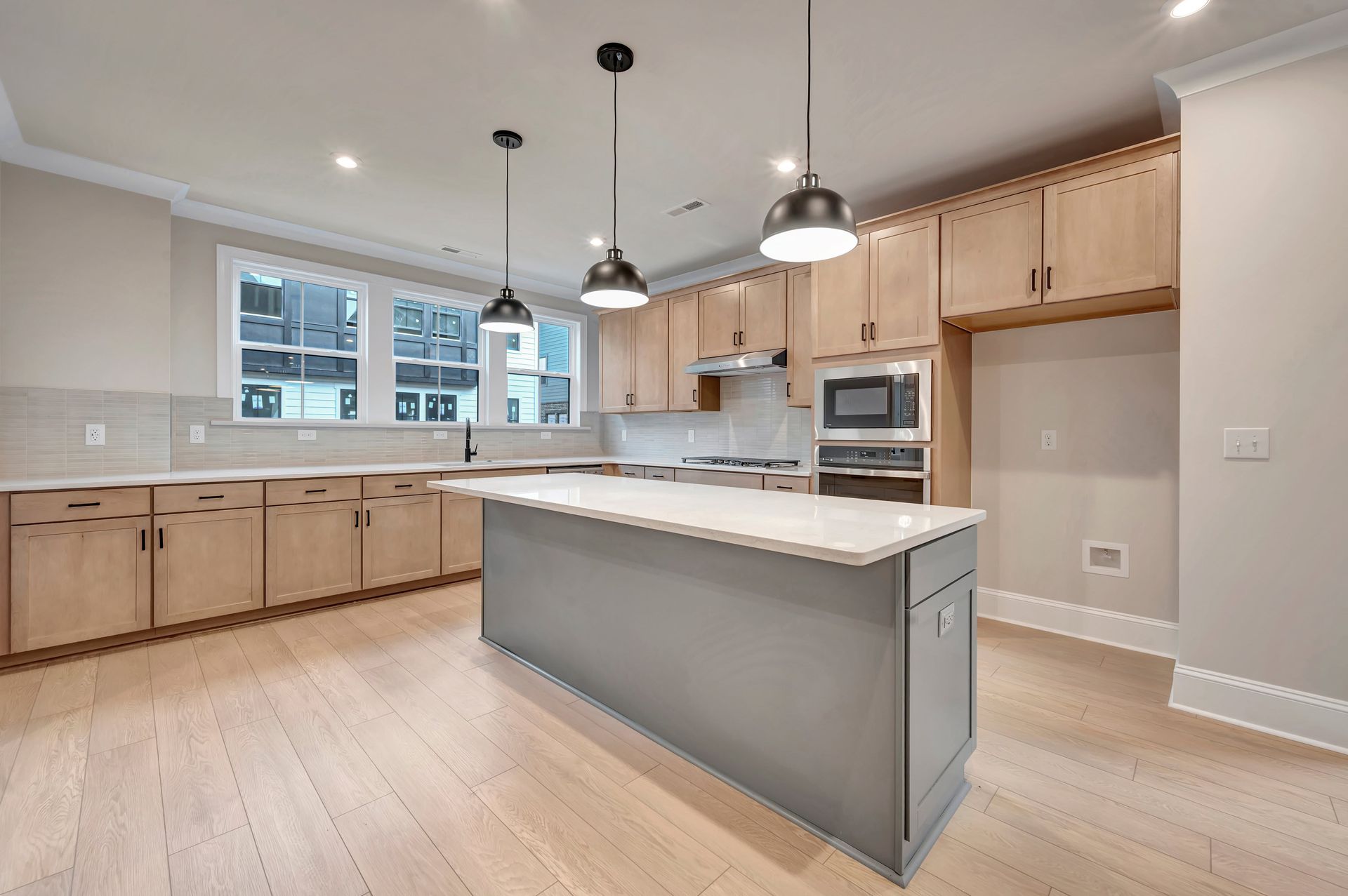 13009 Lucy Park Lane