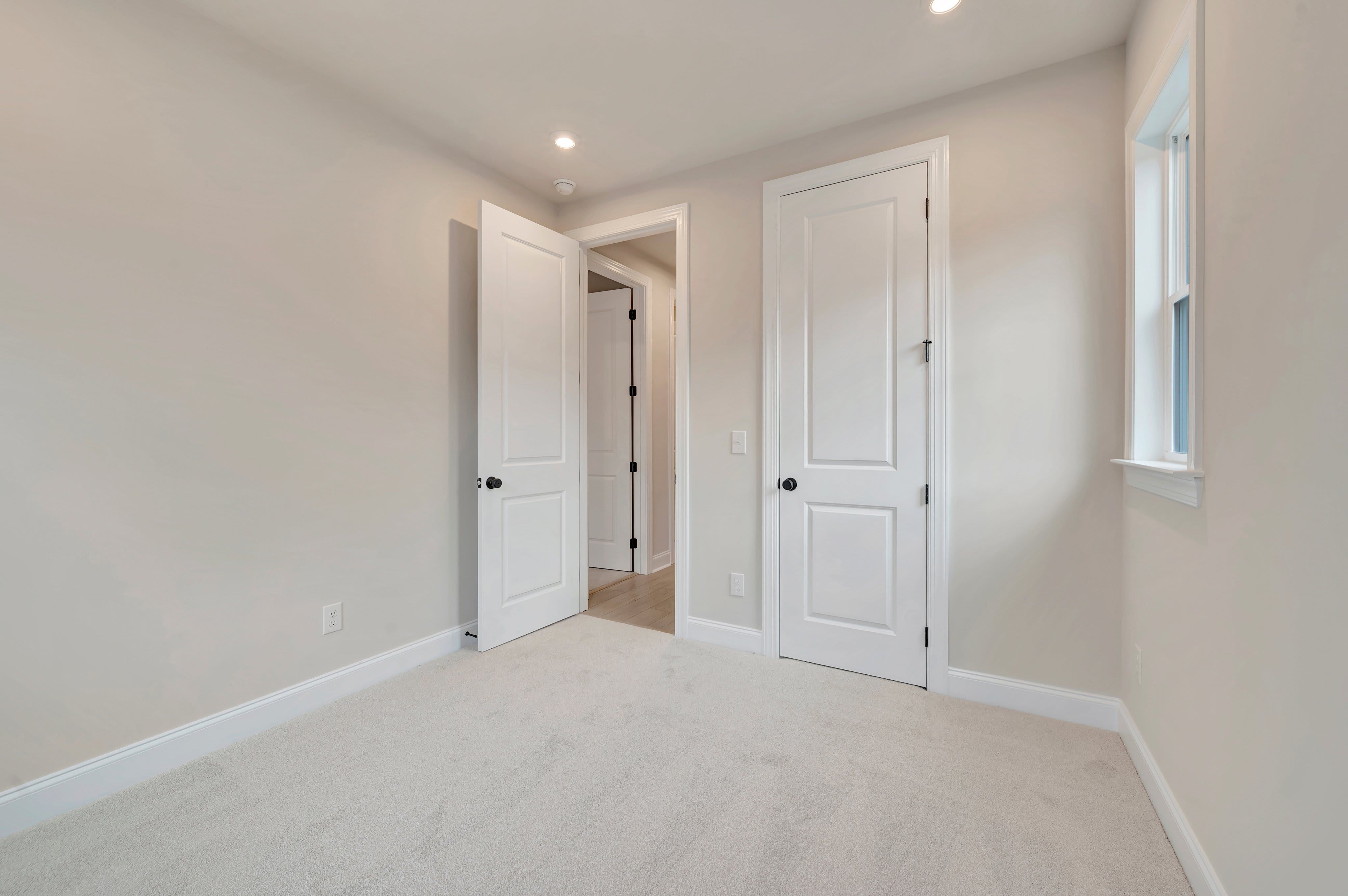 13009 Lucy Park Lane