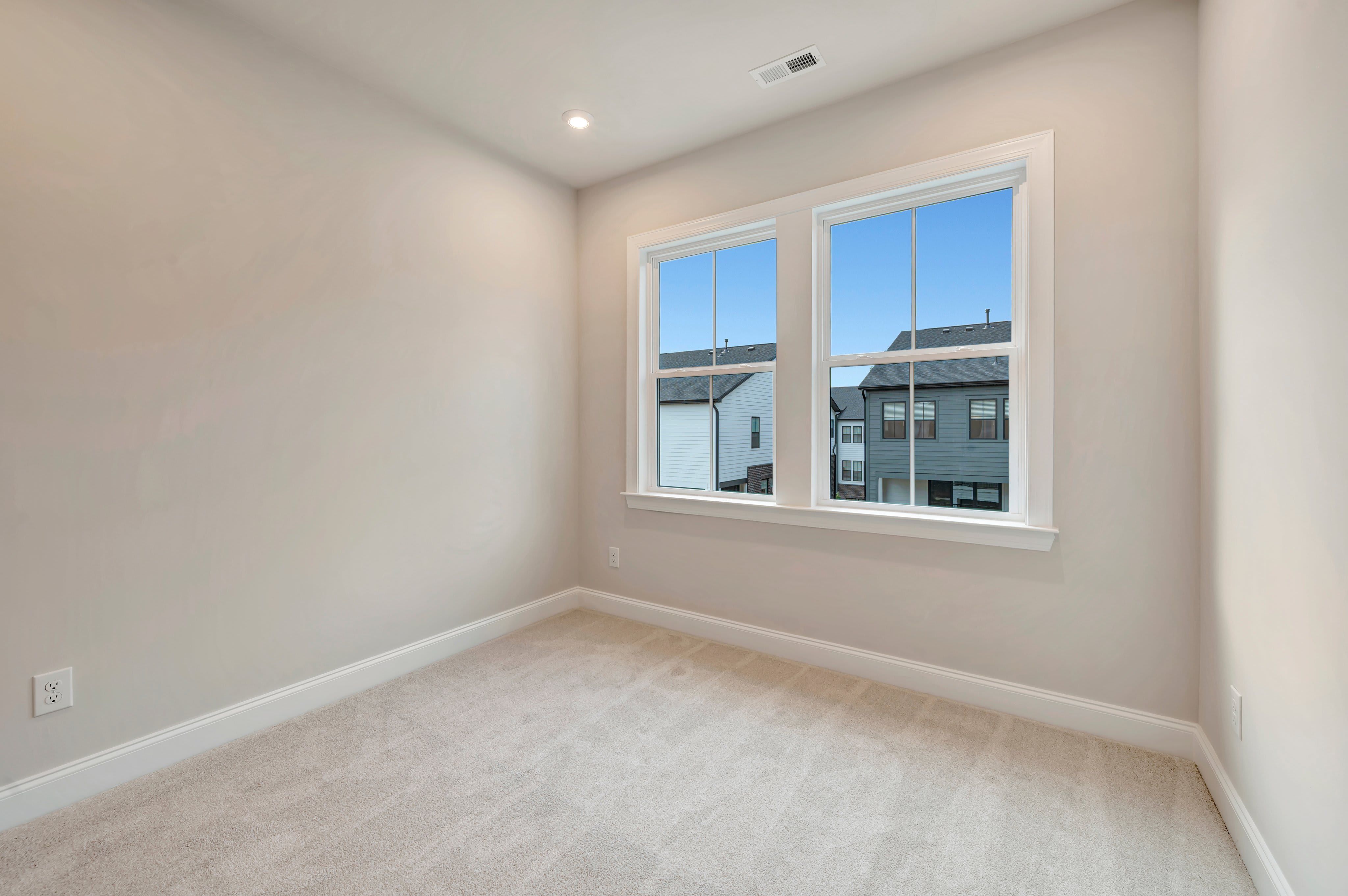 13009 Lucy Park Lane