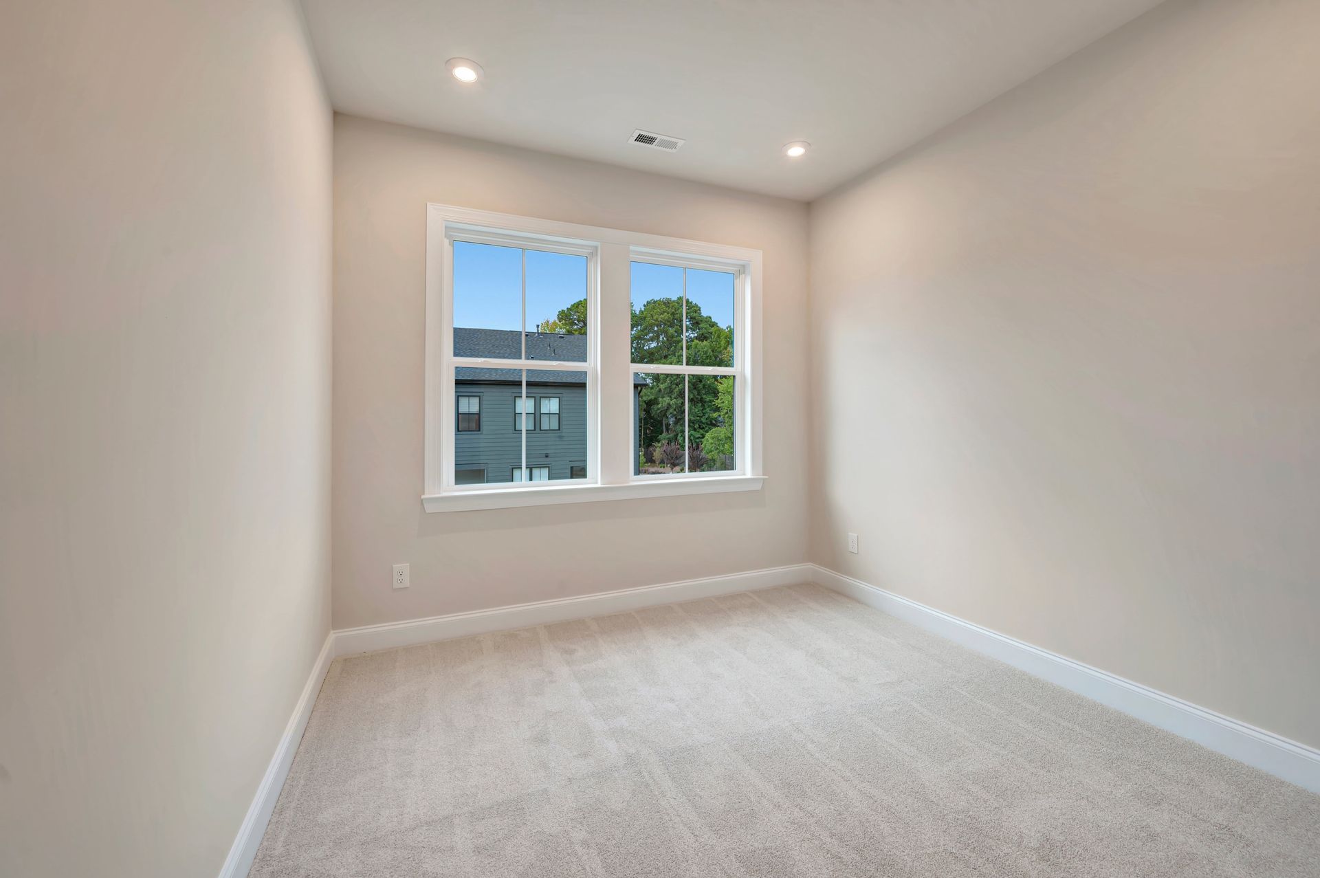13009 Lucy Park Lane
