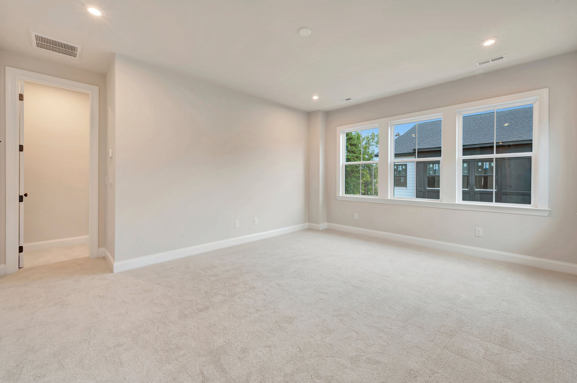 13009 Lucy Park Lane
