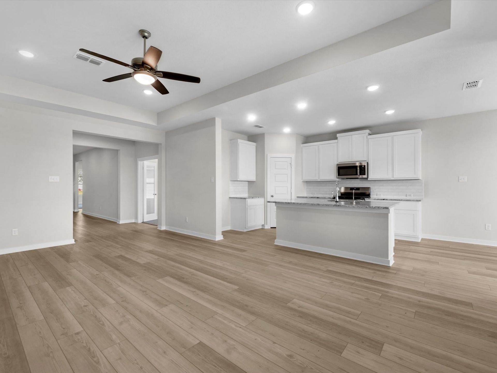 21802 Yellow Sunset Lane