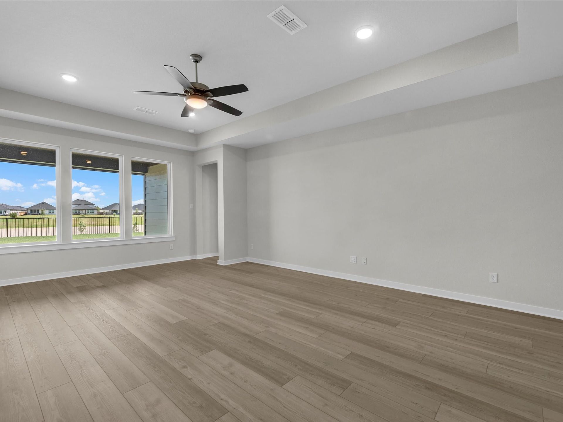 21802 Yellow Sunset Lane