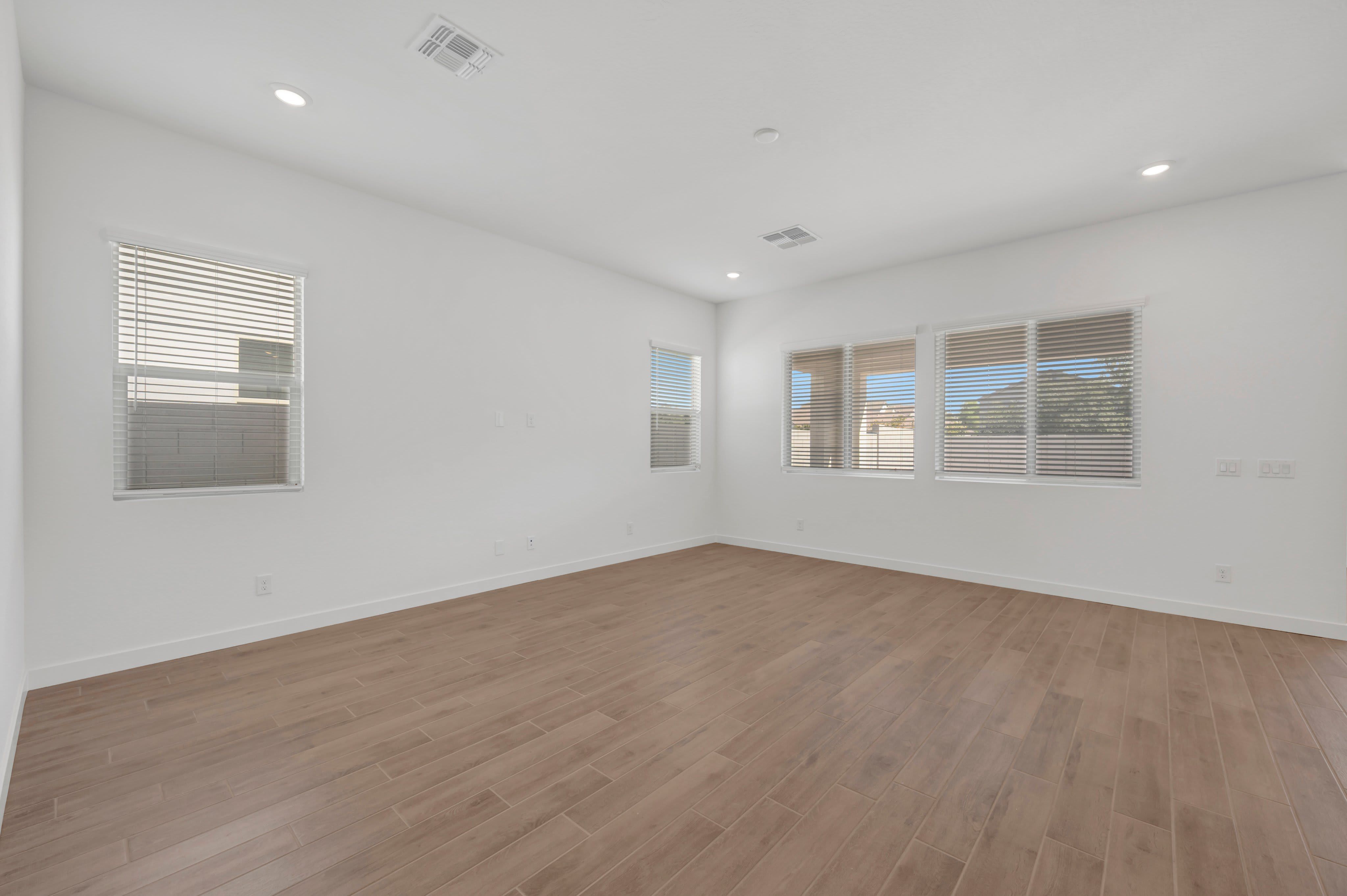 309 E La Estela Ln