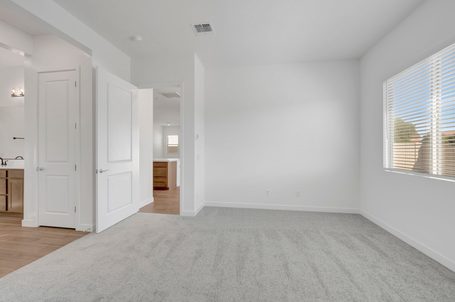 309 E La Estela Ln