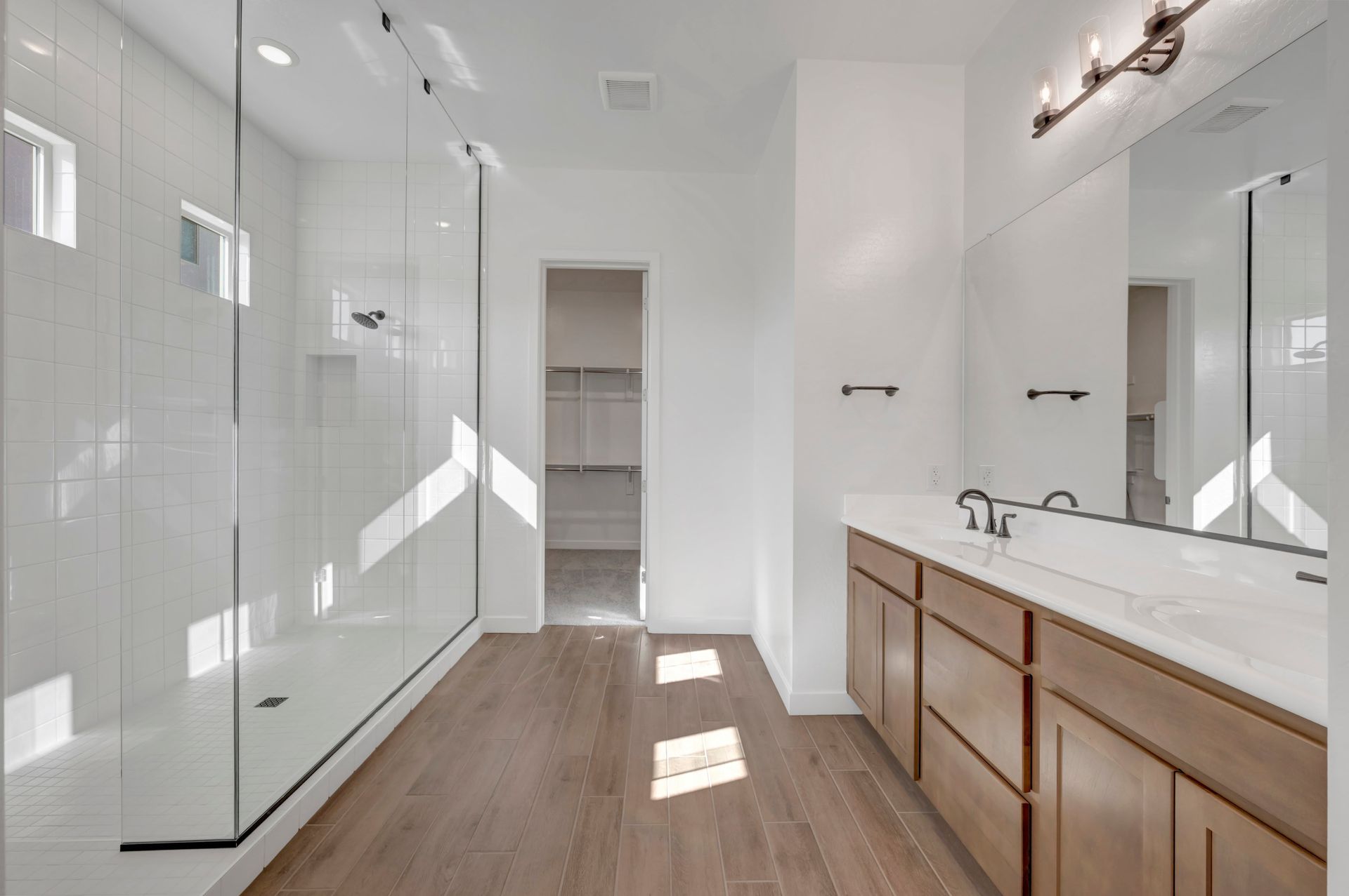 309 E La Estela Ln