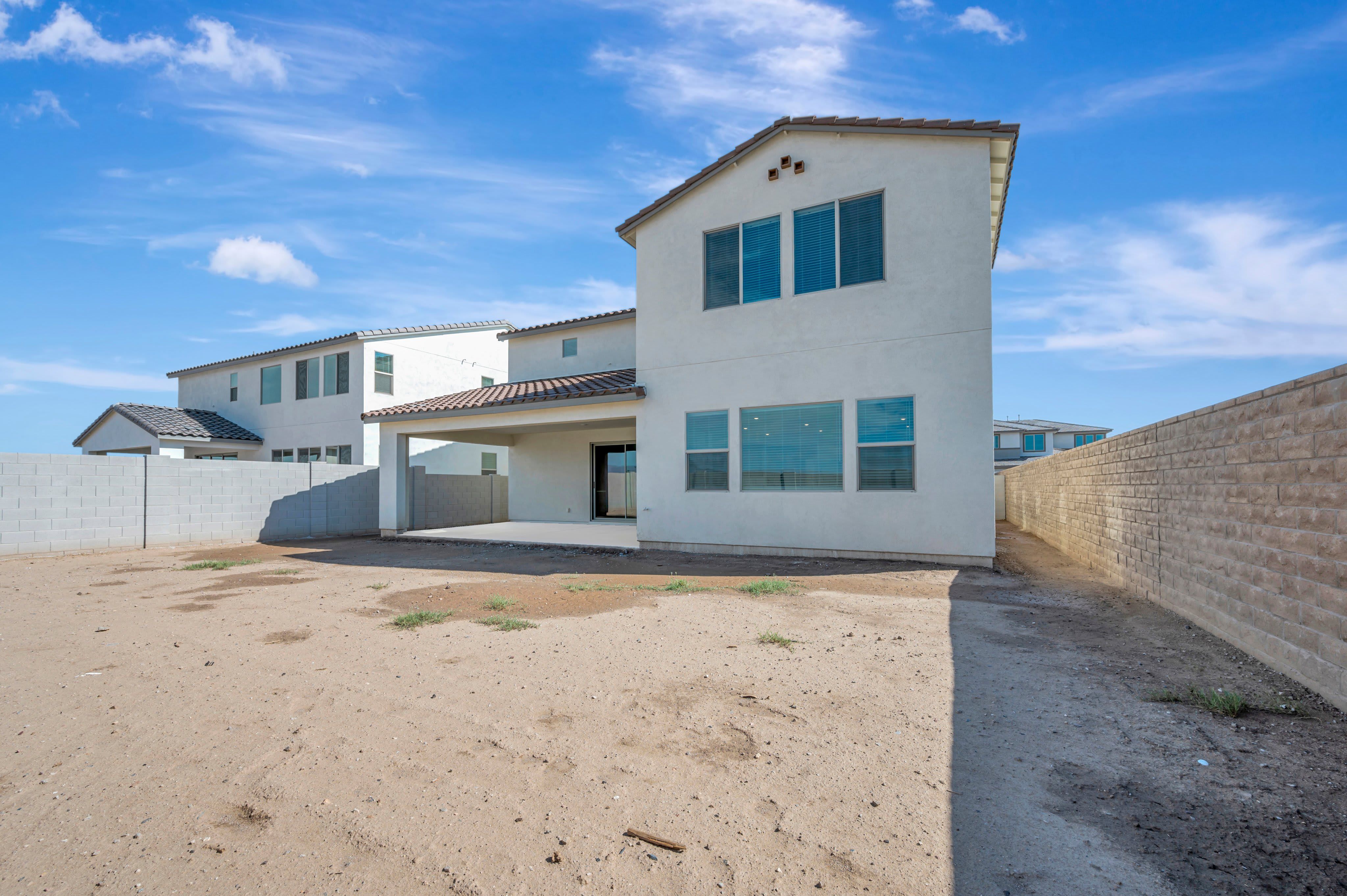 342 E La Estela Ln