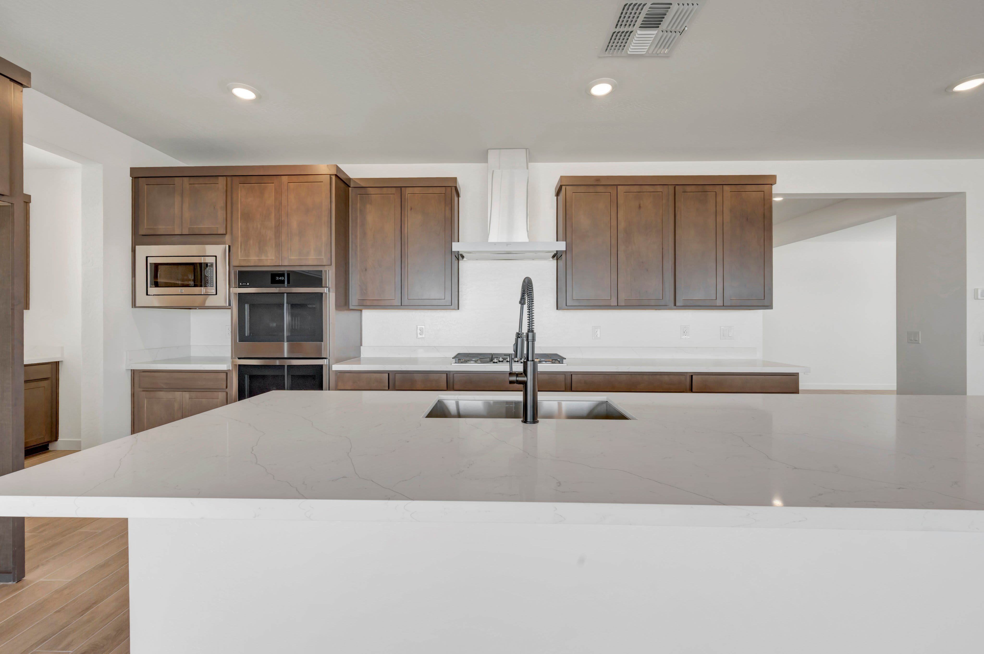 342 E La Estela Ln