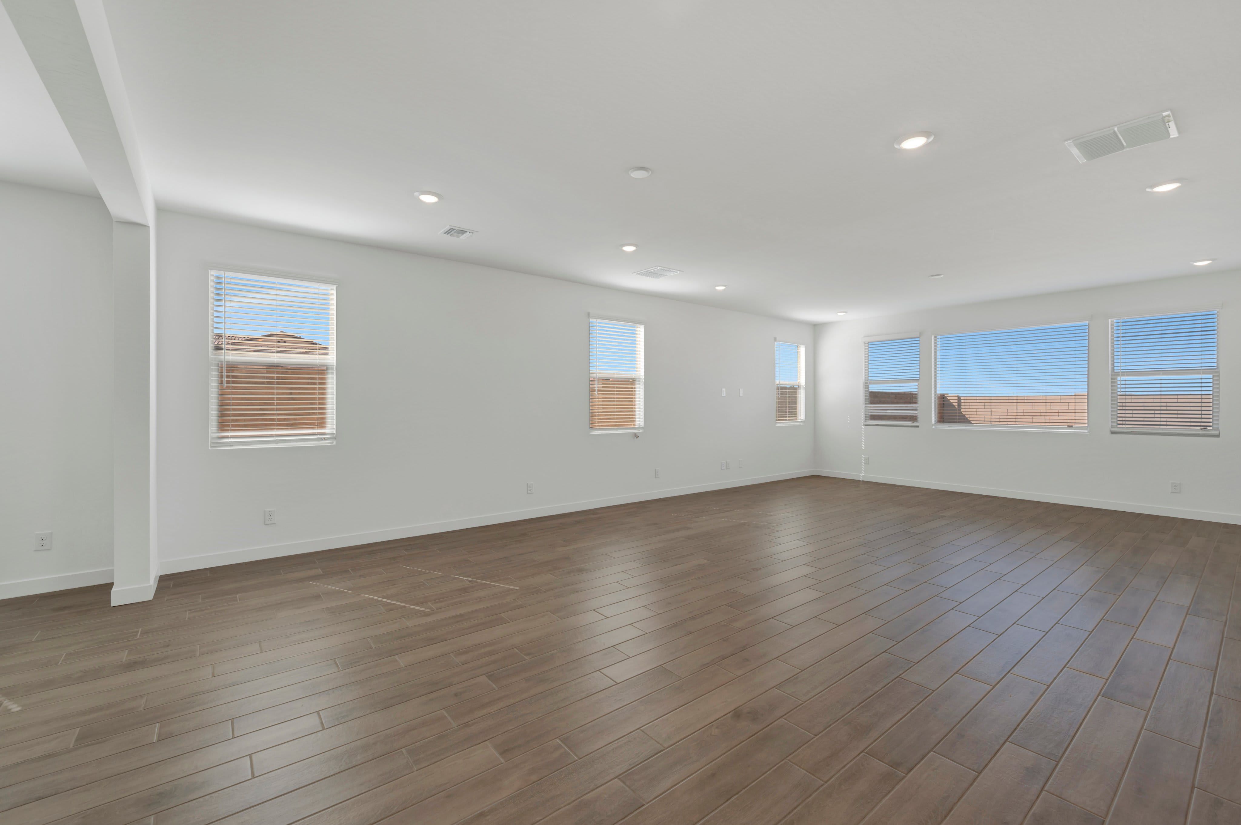 342 E La Estela Ln