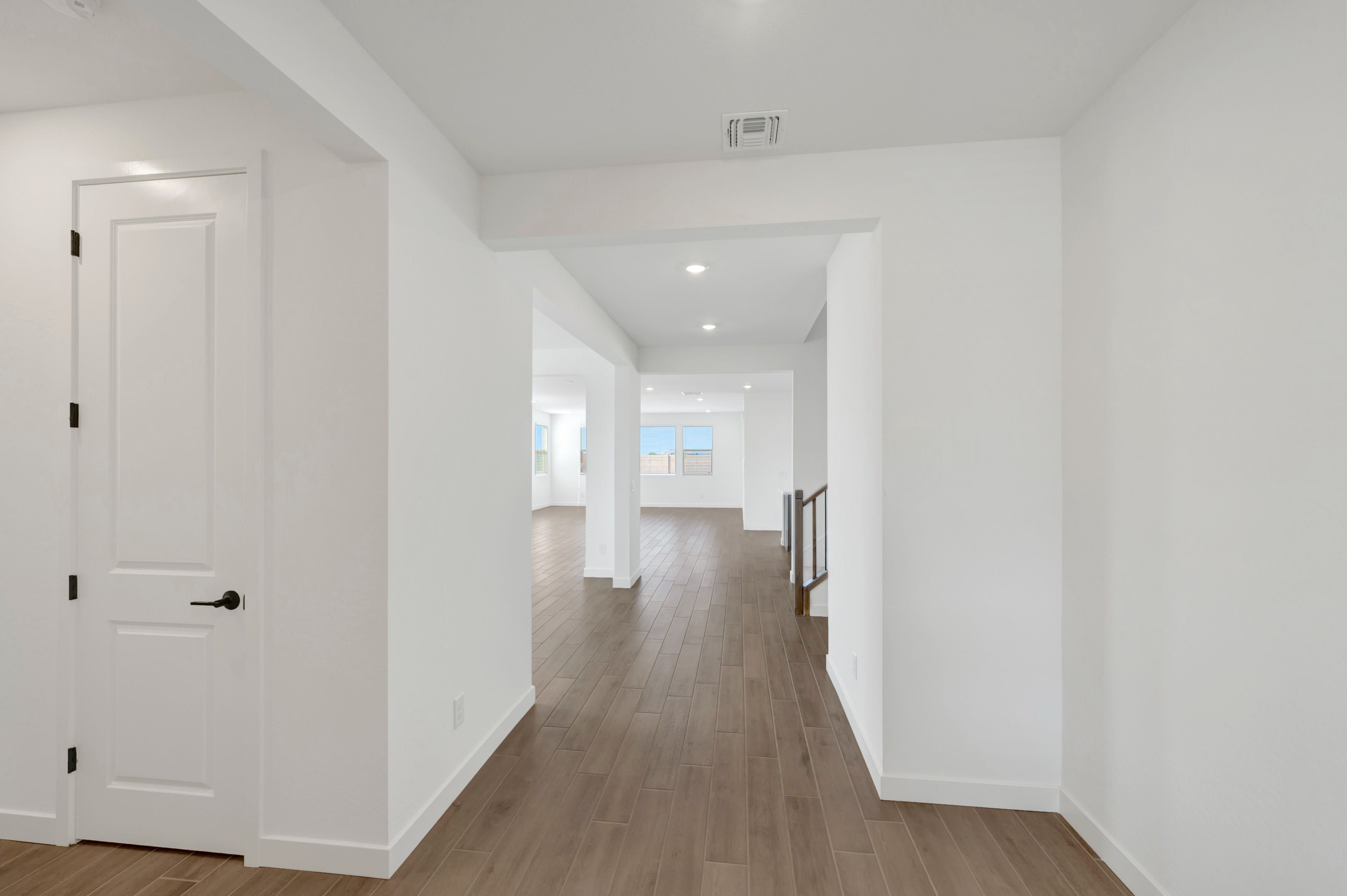 342 E La Estela Ln