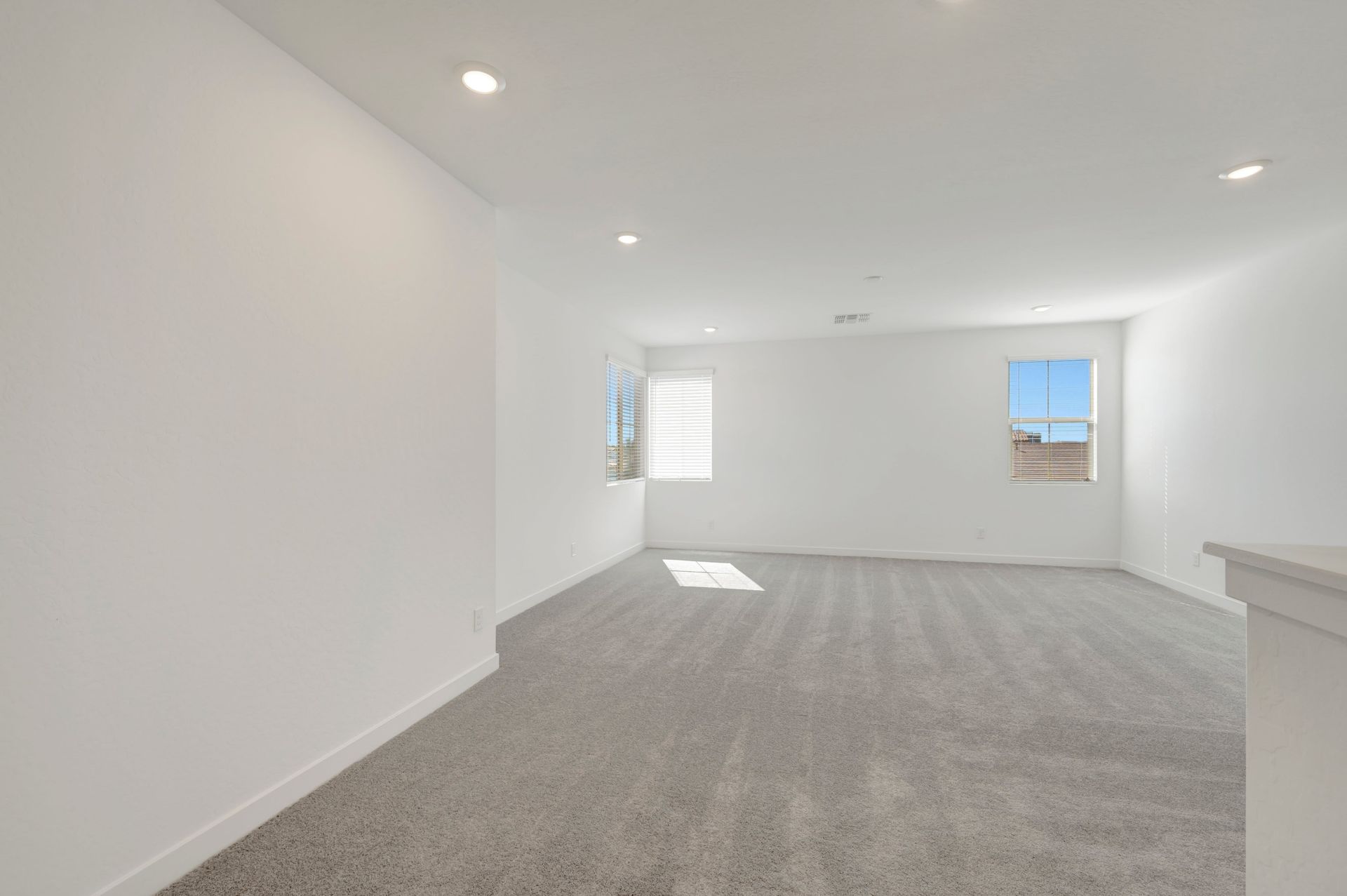 342 E La Estela Ln