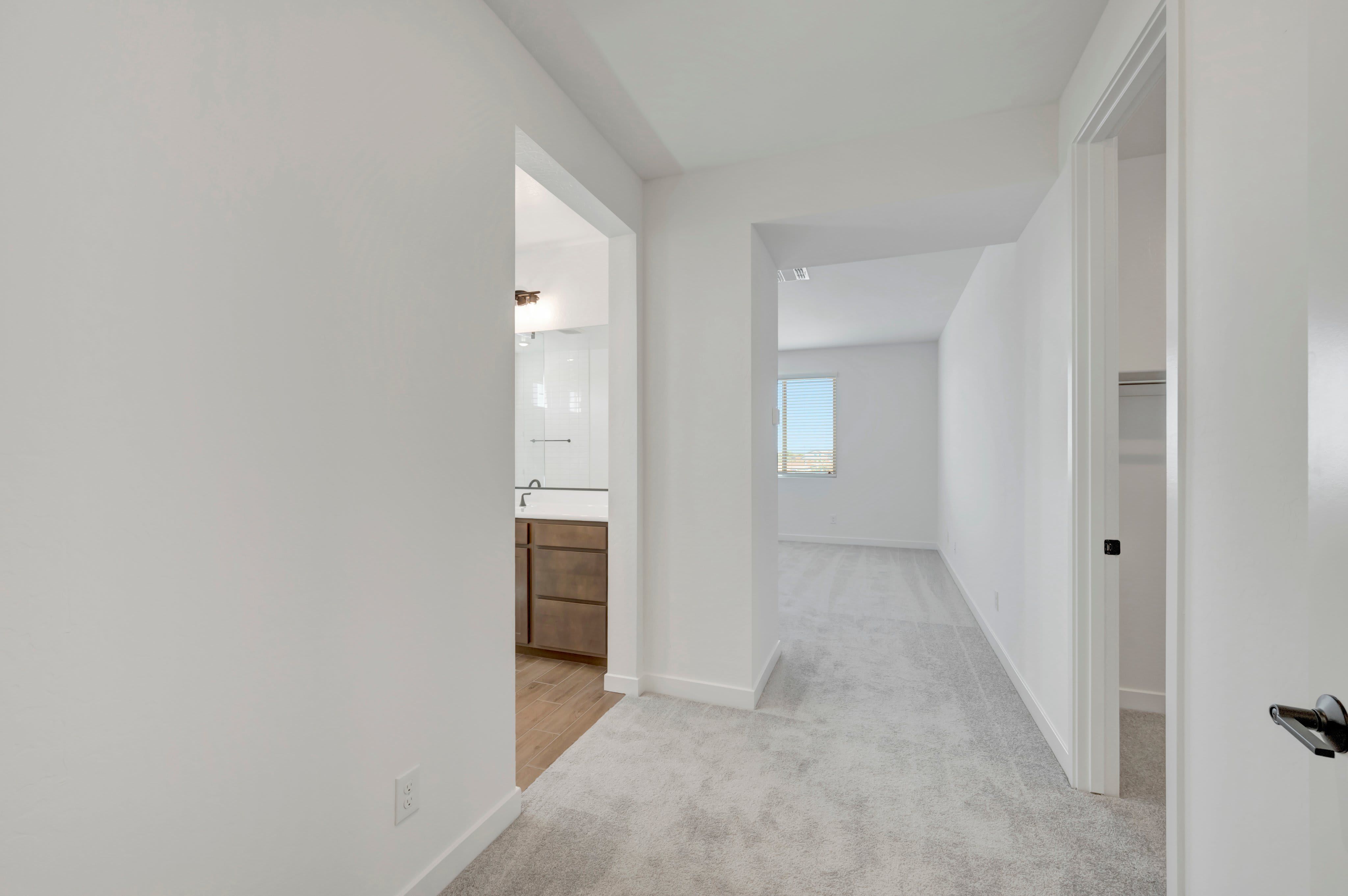 342 E La Estela Ln