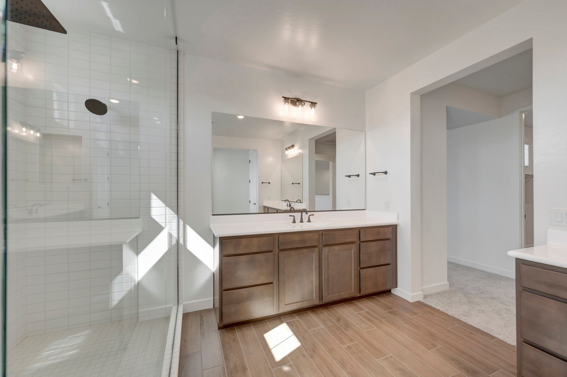 342 E La Estela Ln