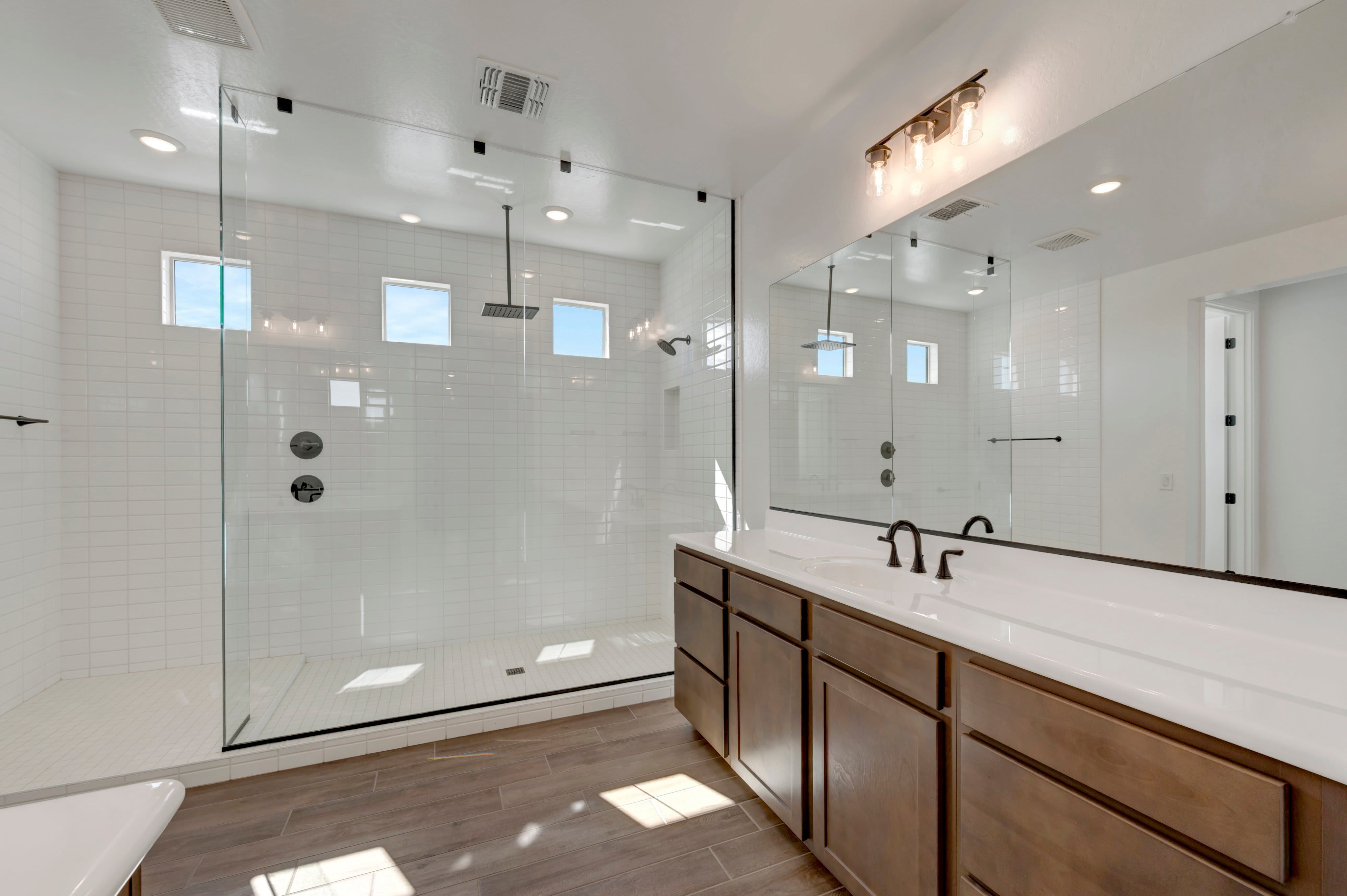 342 E La Estela Ln