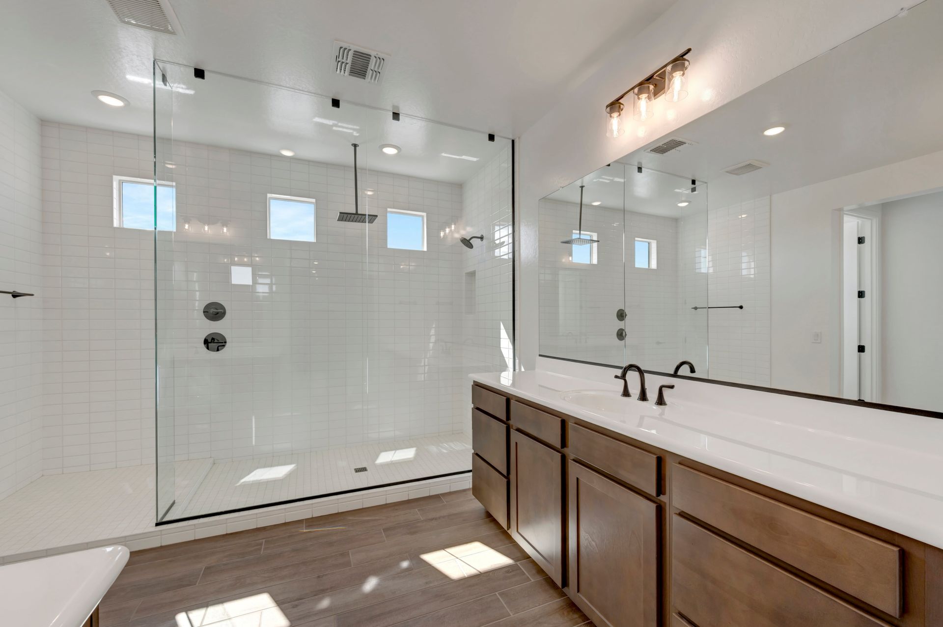 342 E La Estela Ln