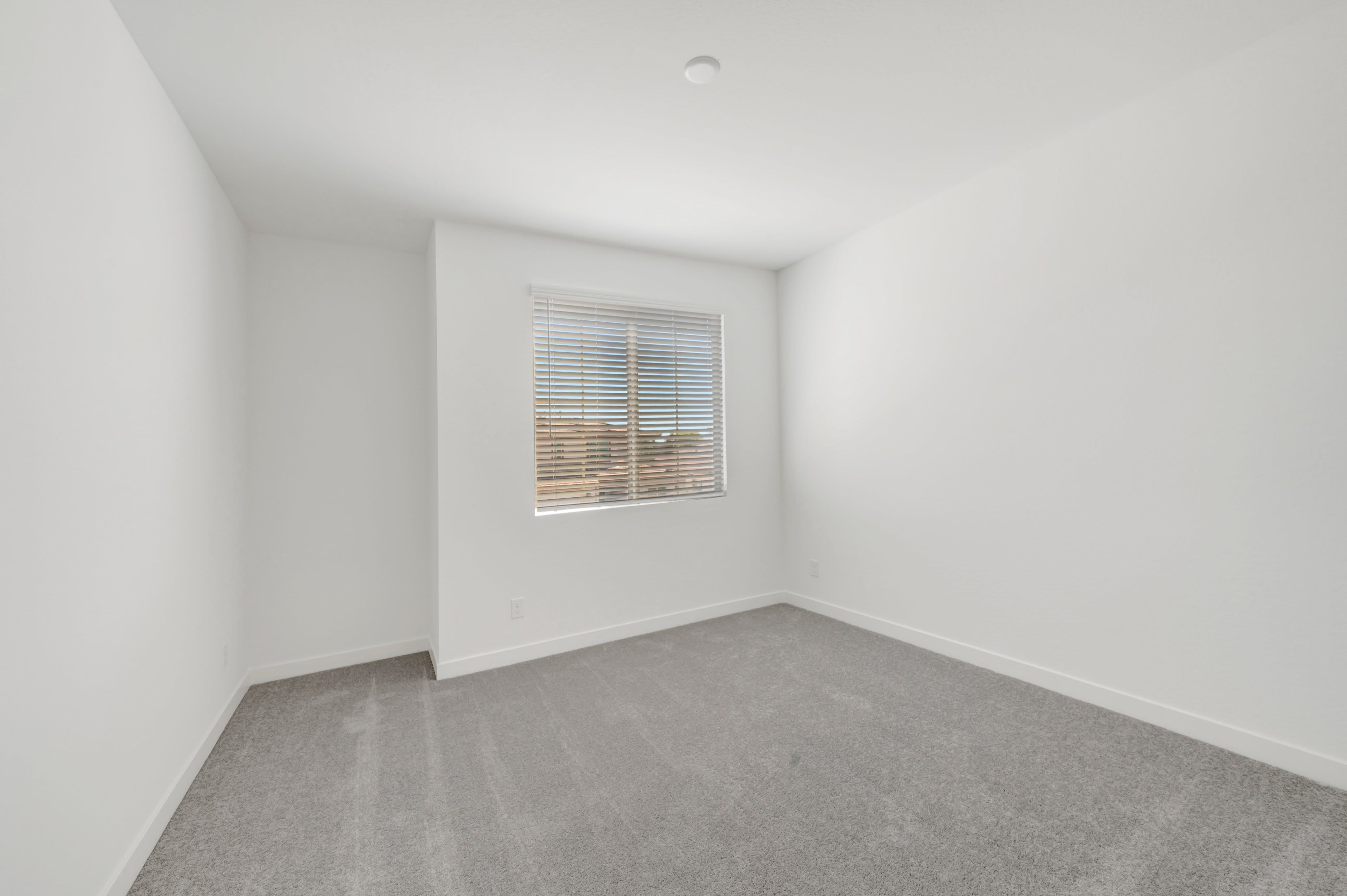 342 E La Estela Ln