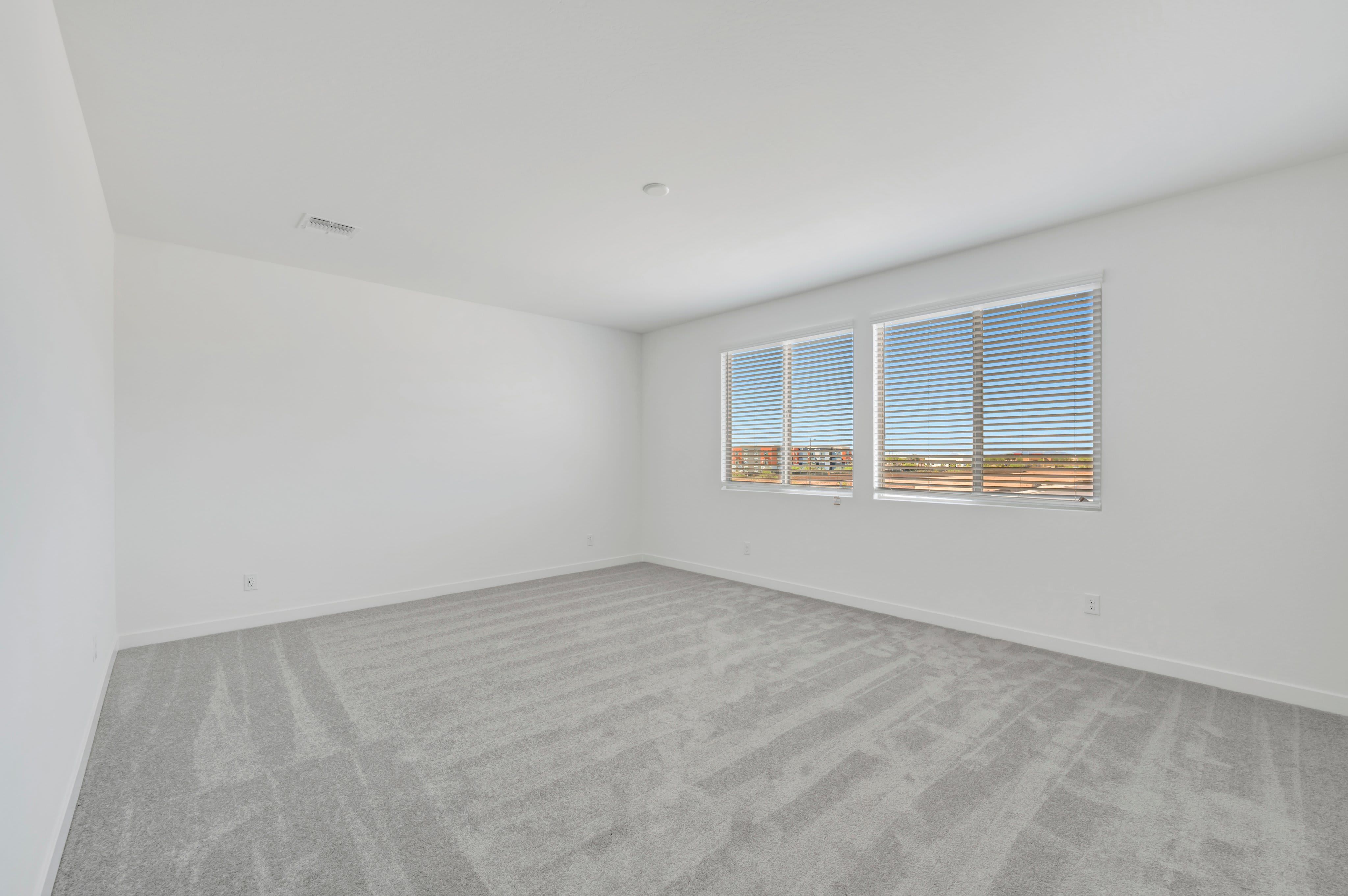 342 E La Estela Ln