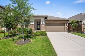 113 McDougall Pass (Clebourne)