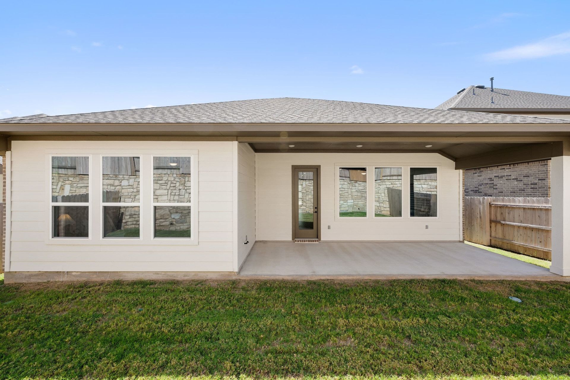 113 McDougall Pass