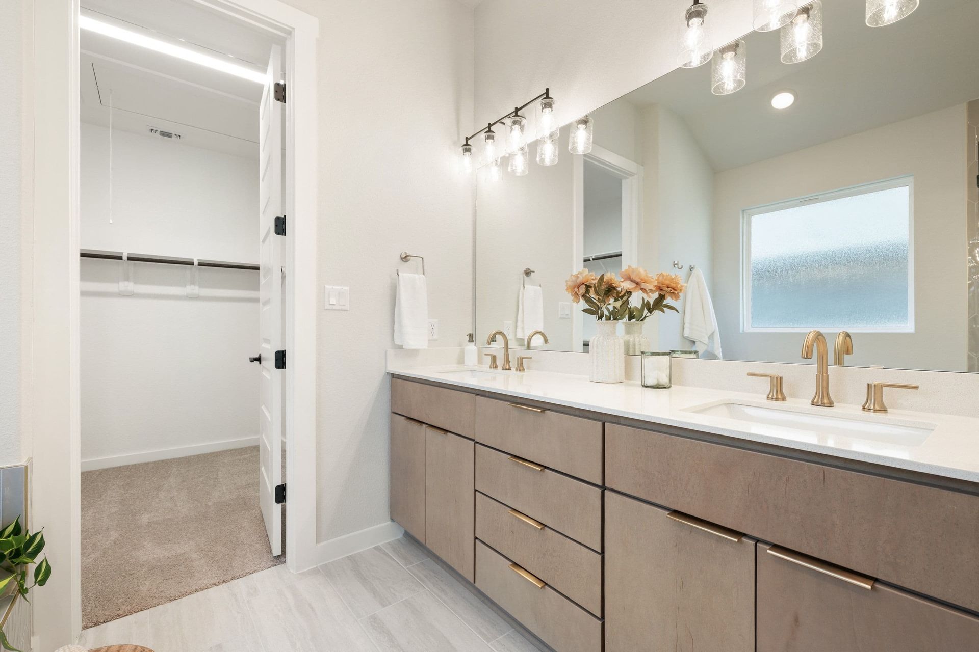 113 McDougall Pass