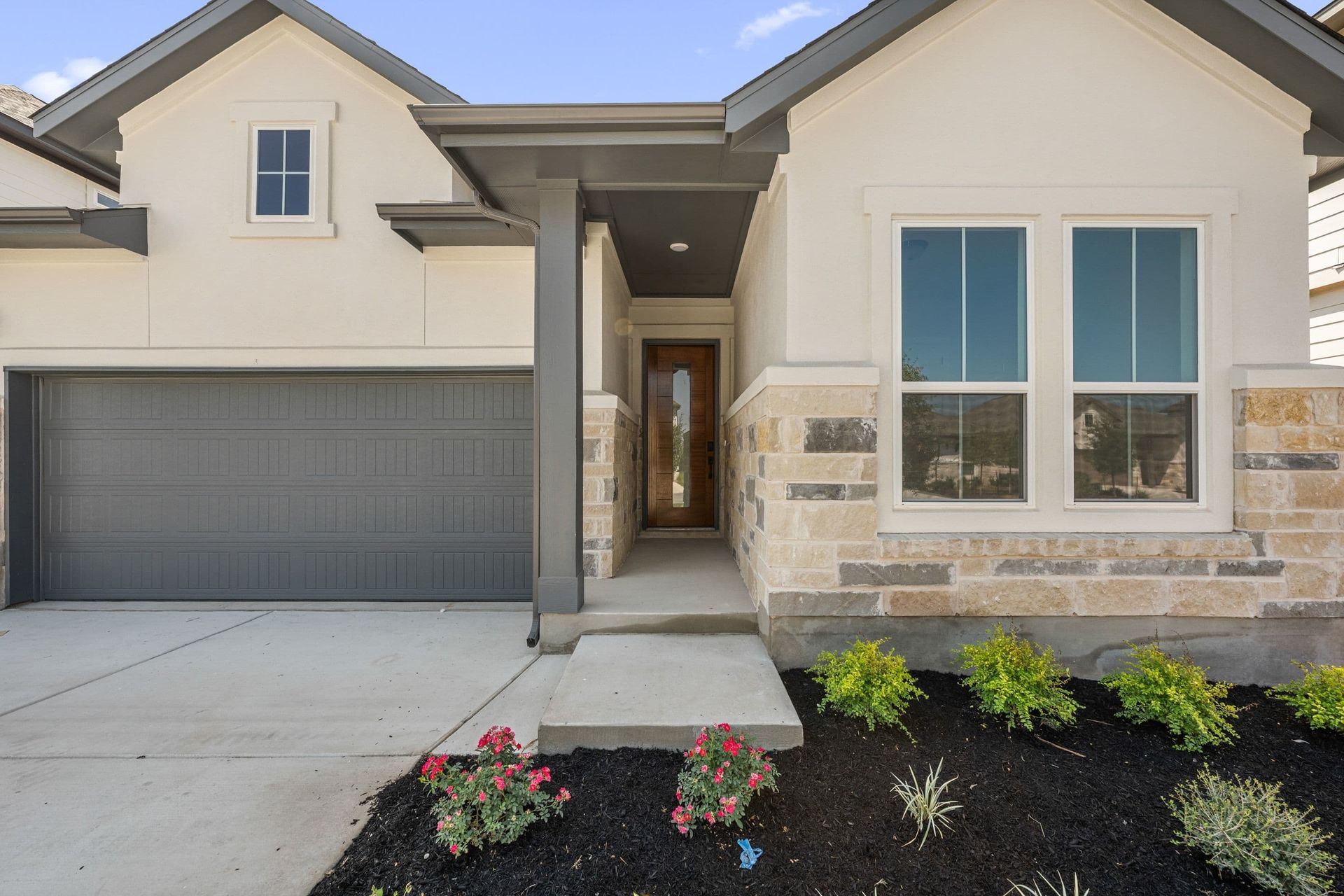 236 Manuel Place